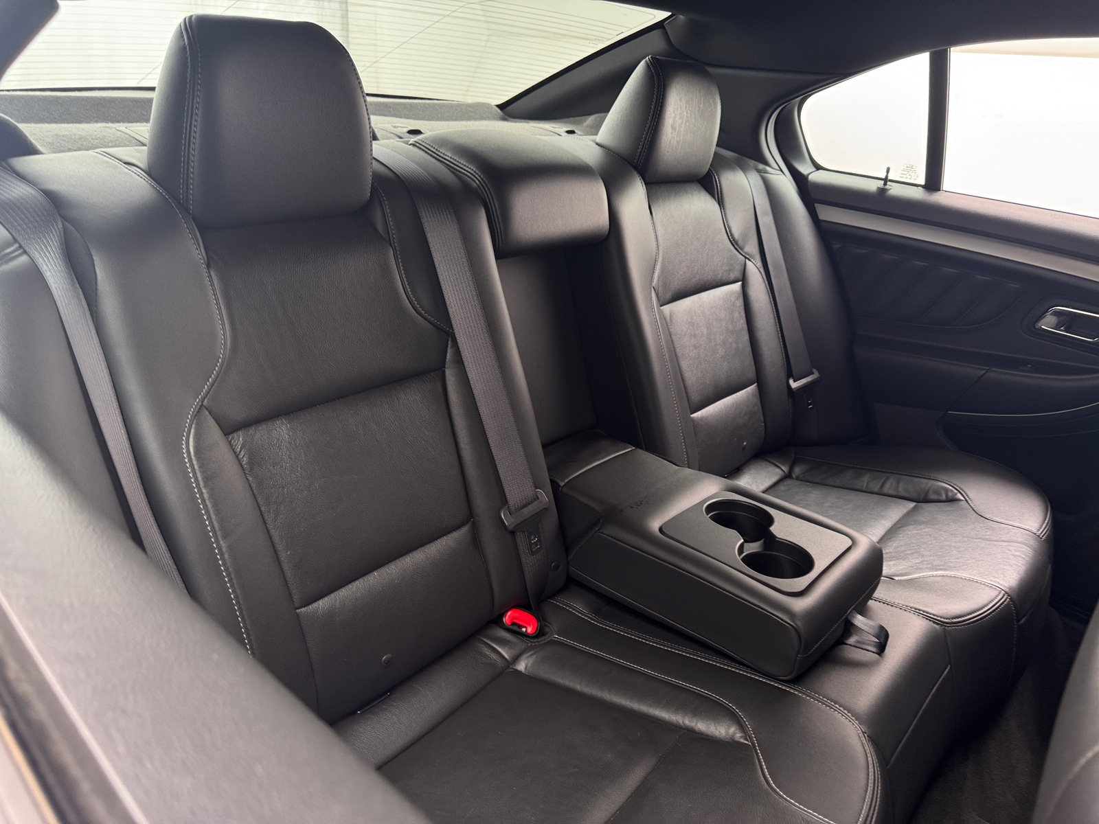 Thumbnail: 2015 Ford Taurus - 5