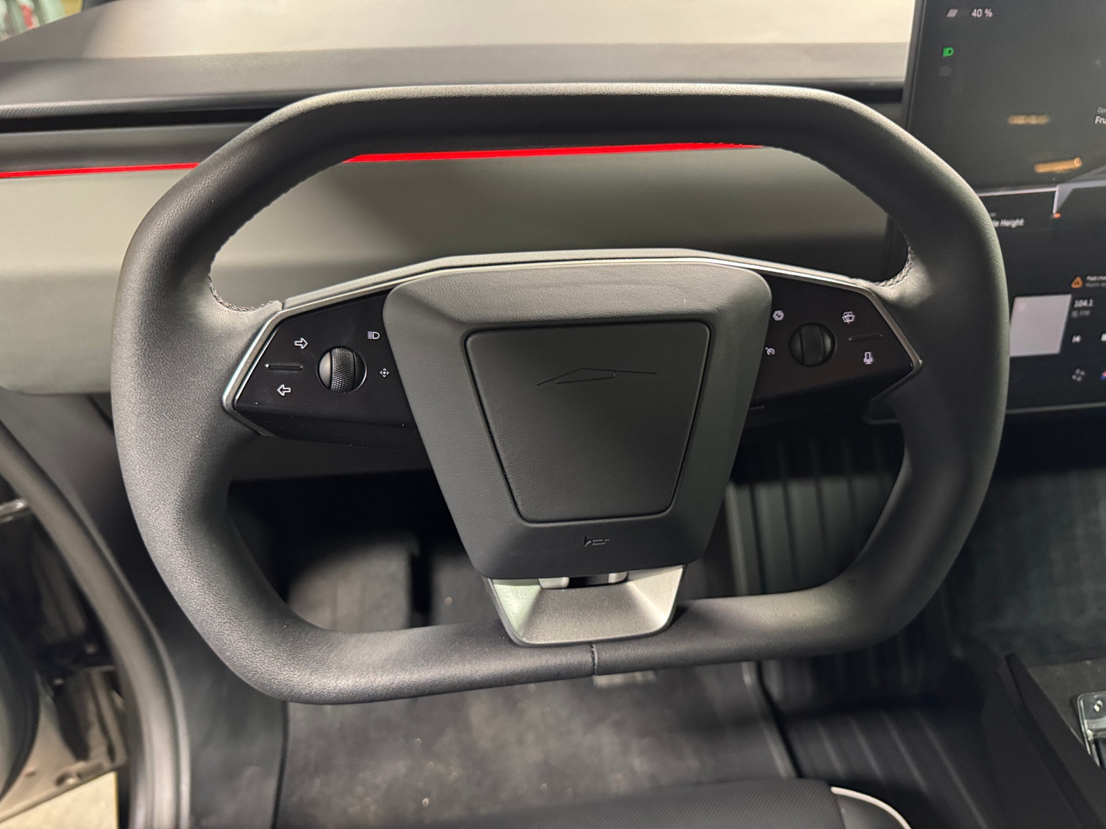 Thumbnail: 2025 Tesla Cybertruck - 4