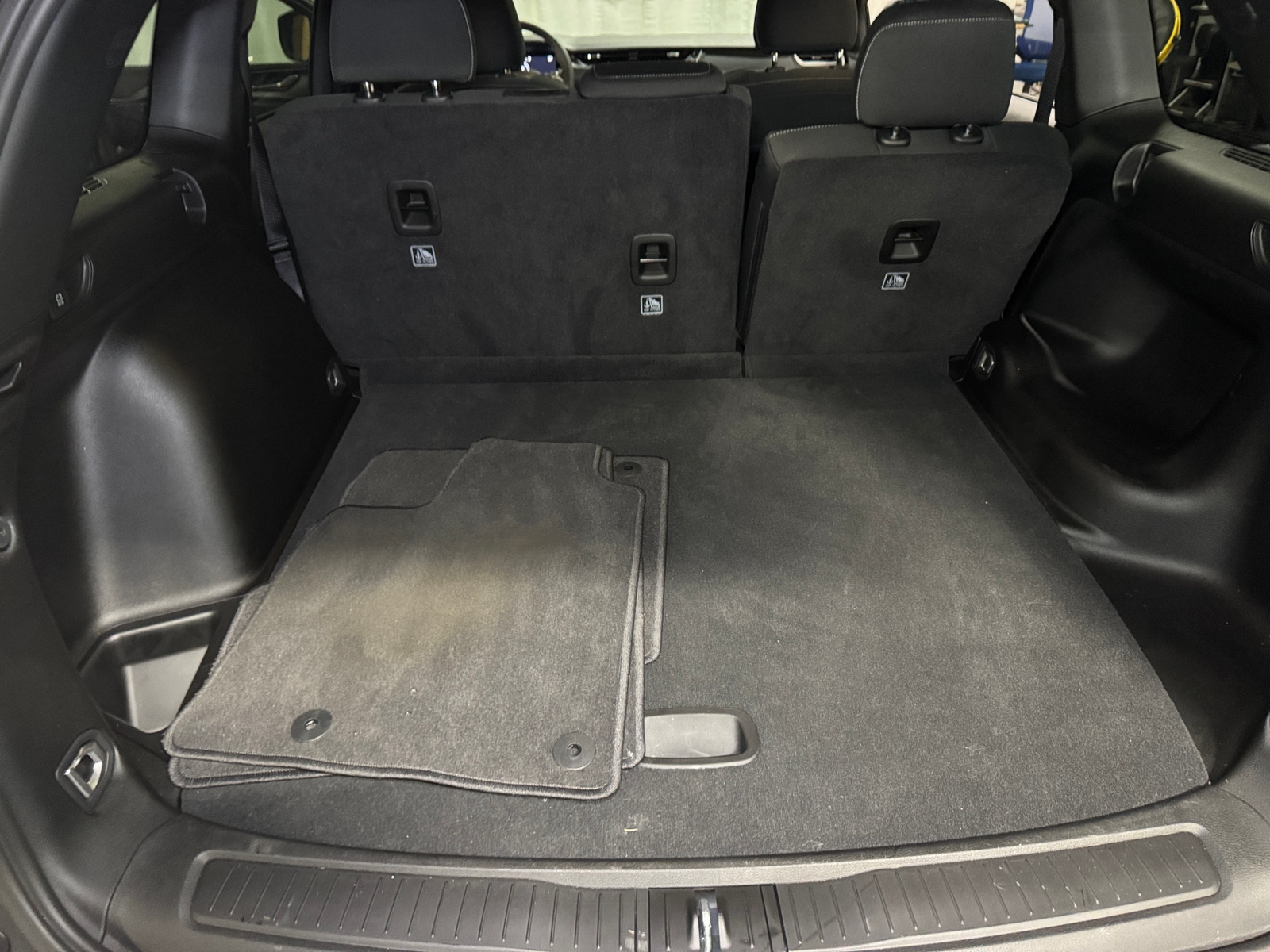 Thumbnail: 2024 Jeep Grand Cherokee - 7