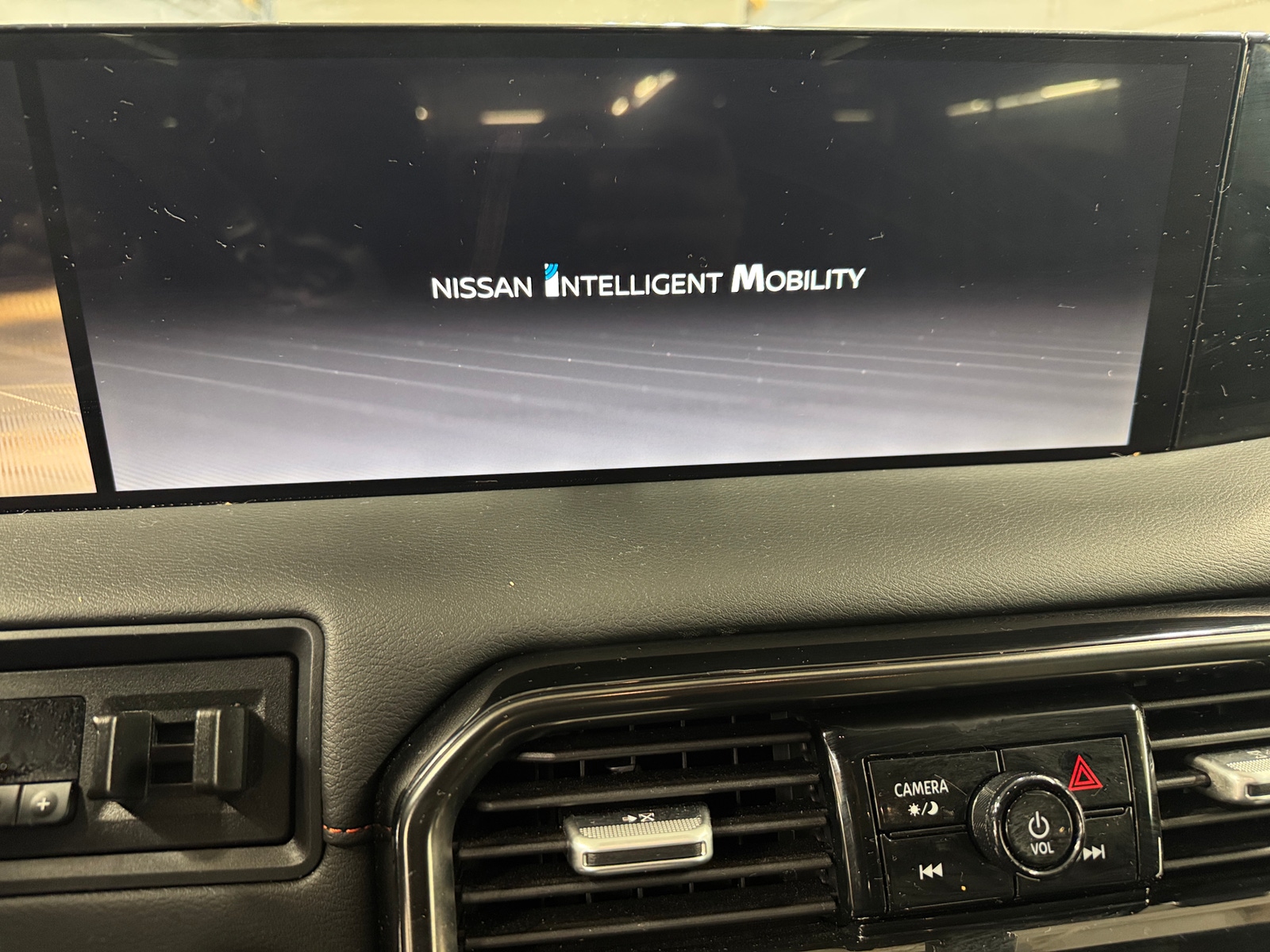 Thumbnail: 2025 Nissan Armada - 3