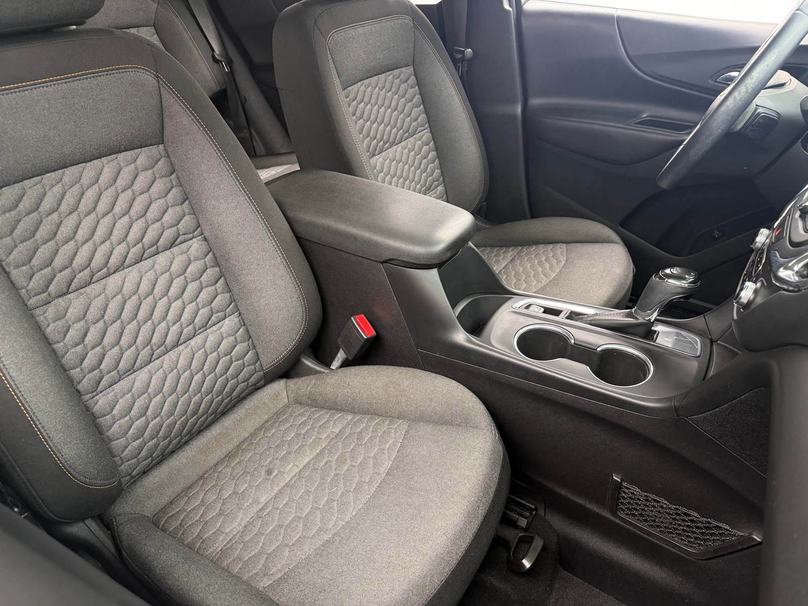 Thumbnail: 2018 Chevrolet Equinox - 2