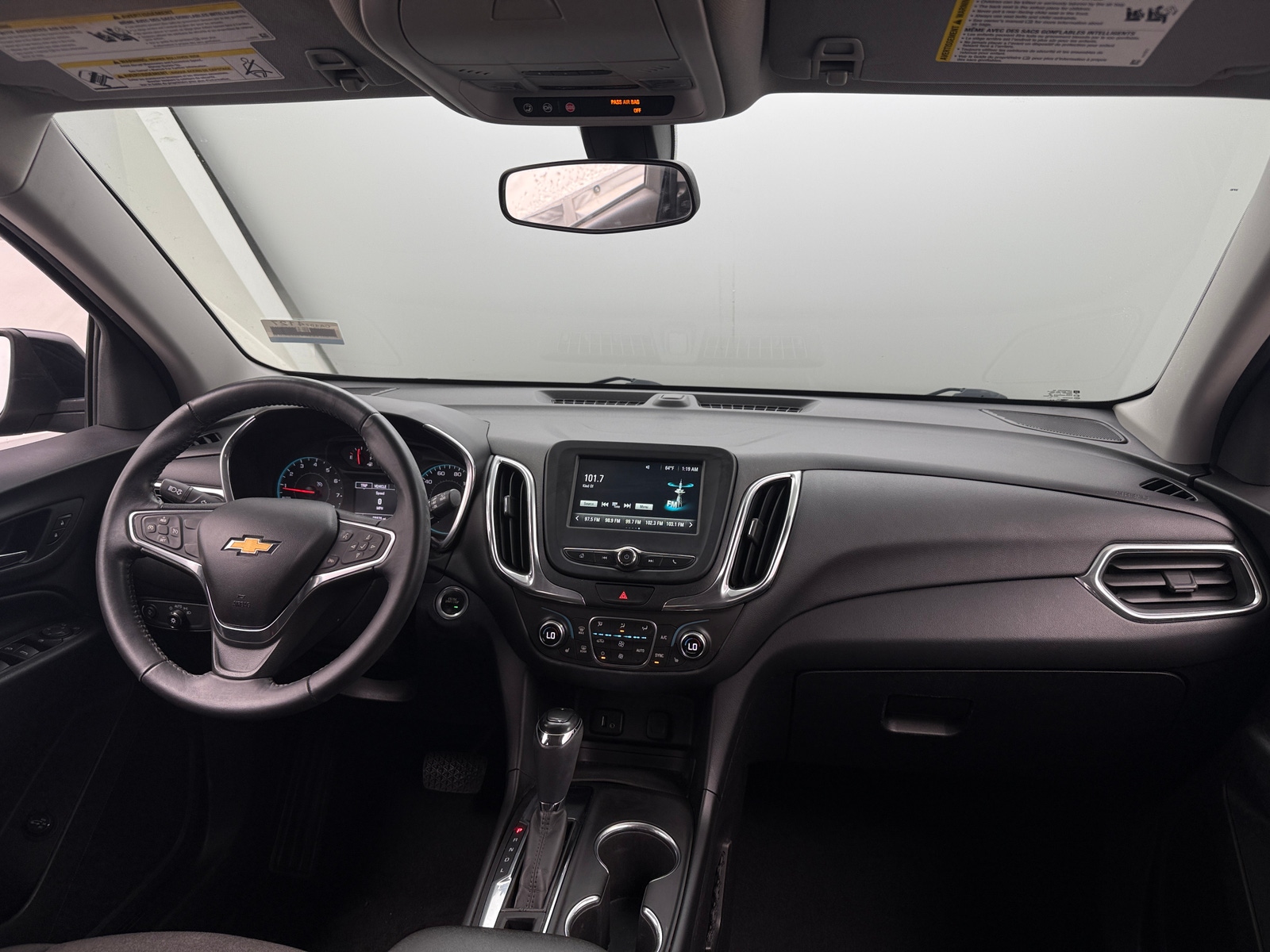 Thumbnail: 2018 Chevrolet Equinox - 3