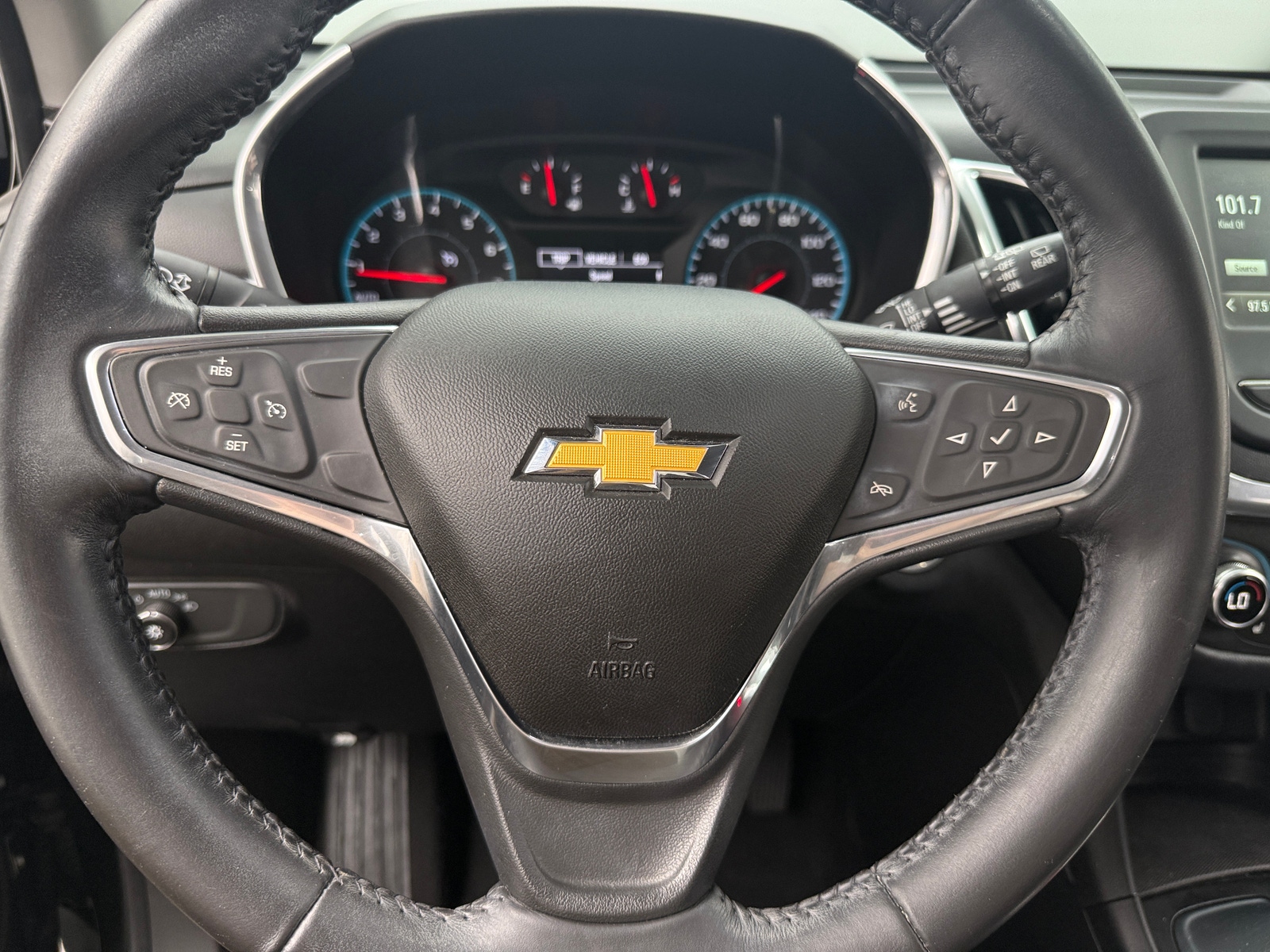 Thumbnail: 2018 Chevrolet Equinox - 5