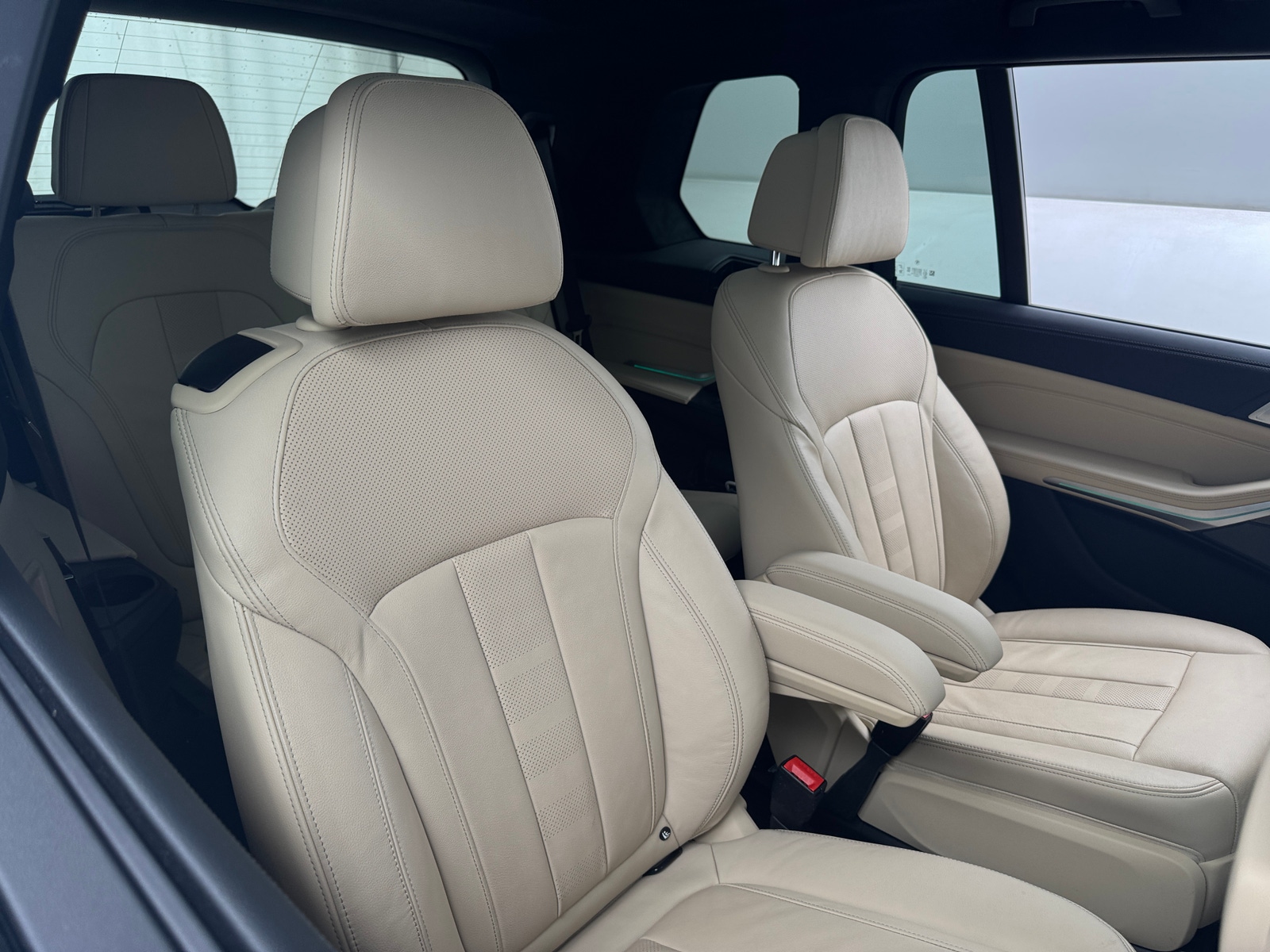 Thumbnail: 2021 BMW X7 - 5