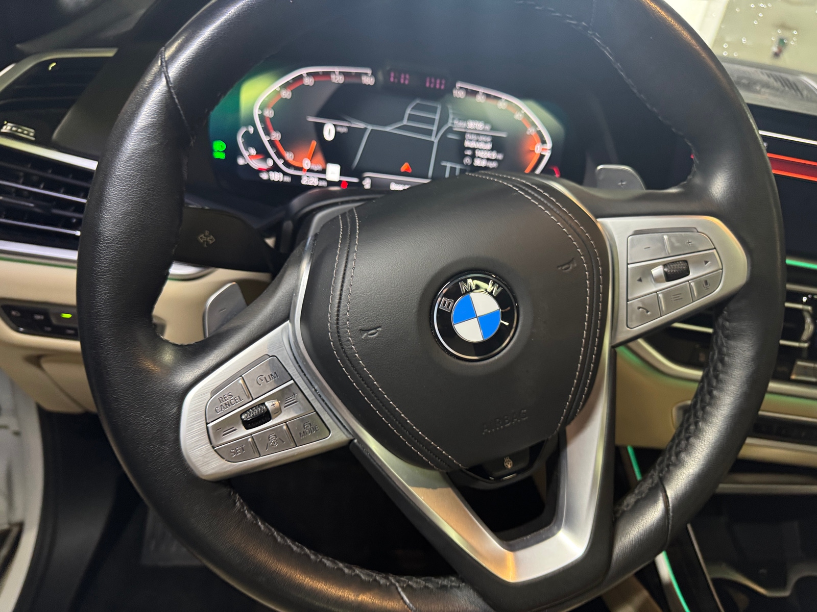 Thumbnail: 2021 BMW X7 - 4