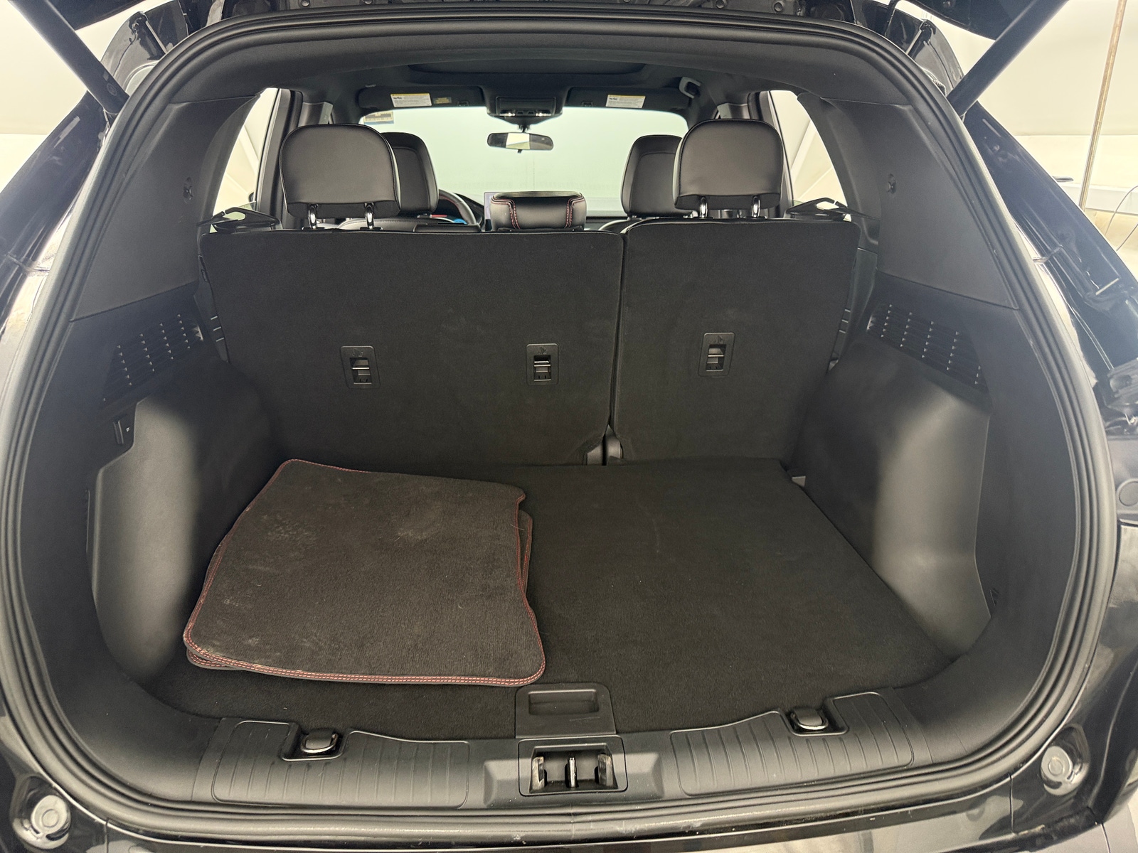 Thumbnail: 2023 Ford Escape - 7