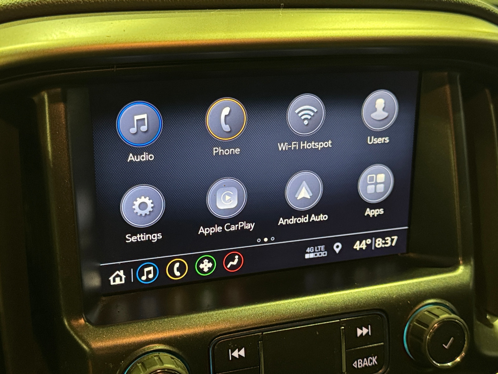 Thumbnail: 2020 Chevrolet Colorado - 3