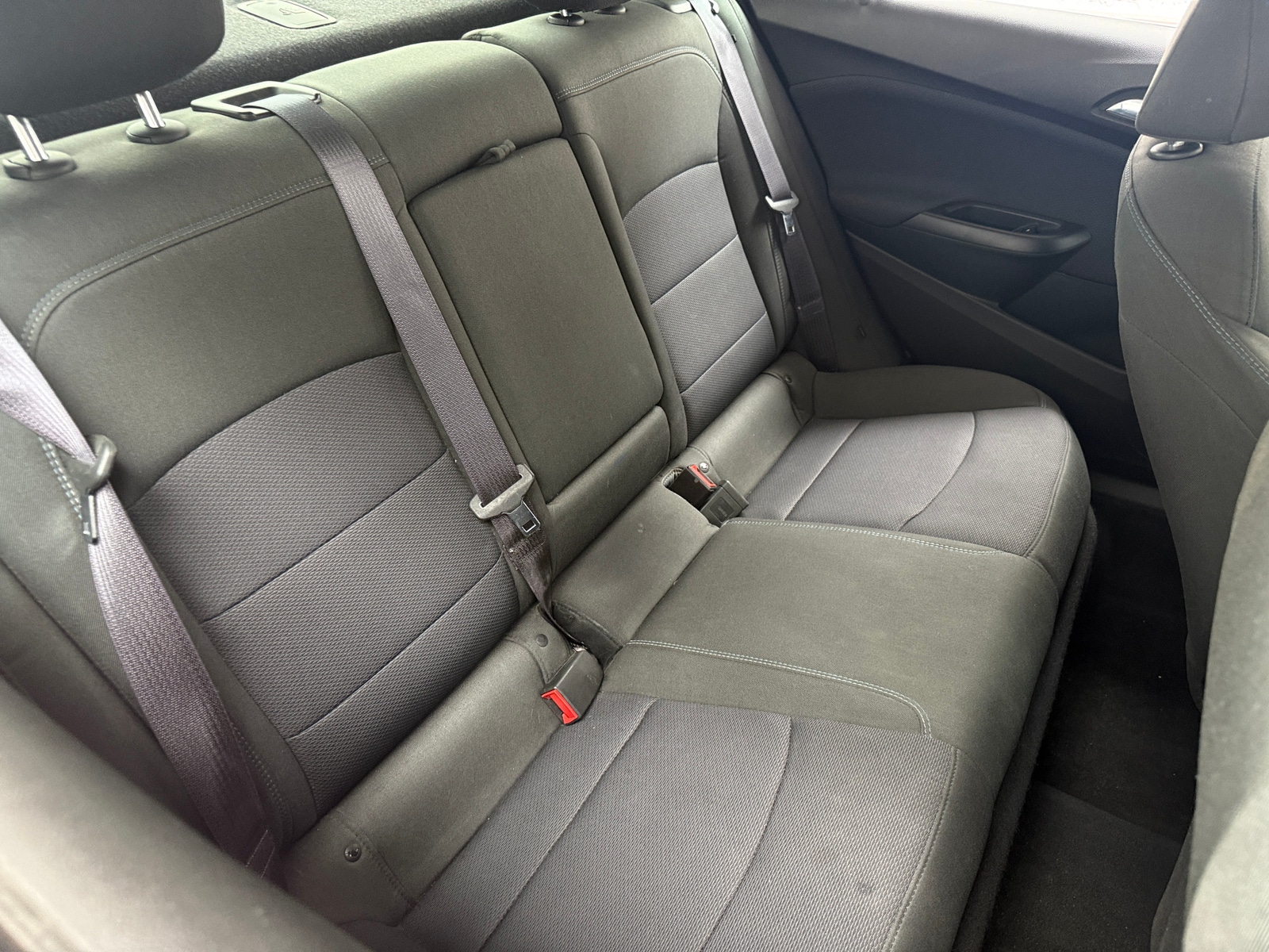 Thumbnail: 2017 Chevrolet Cruze - 6