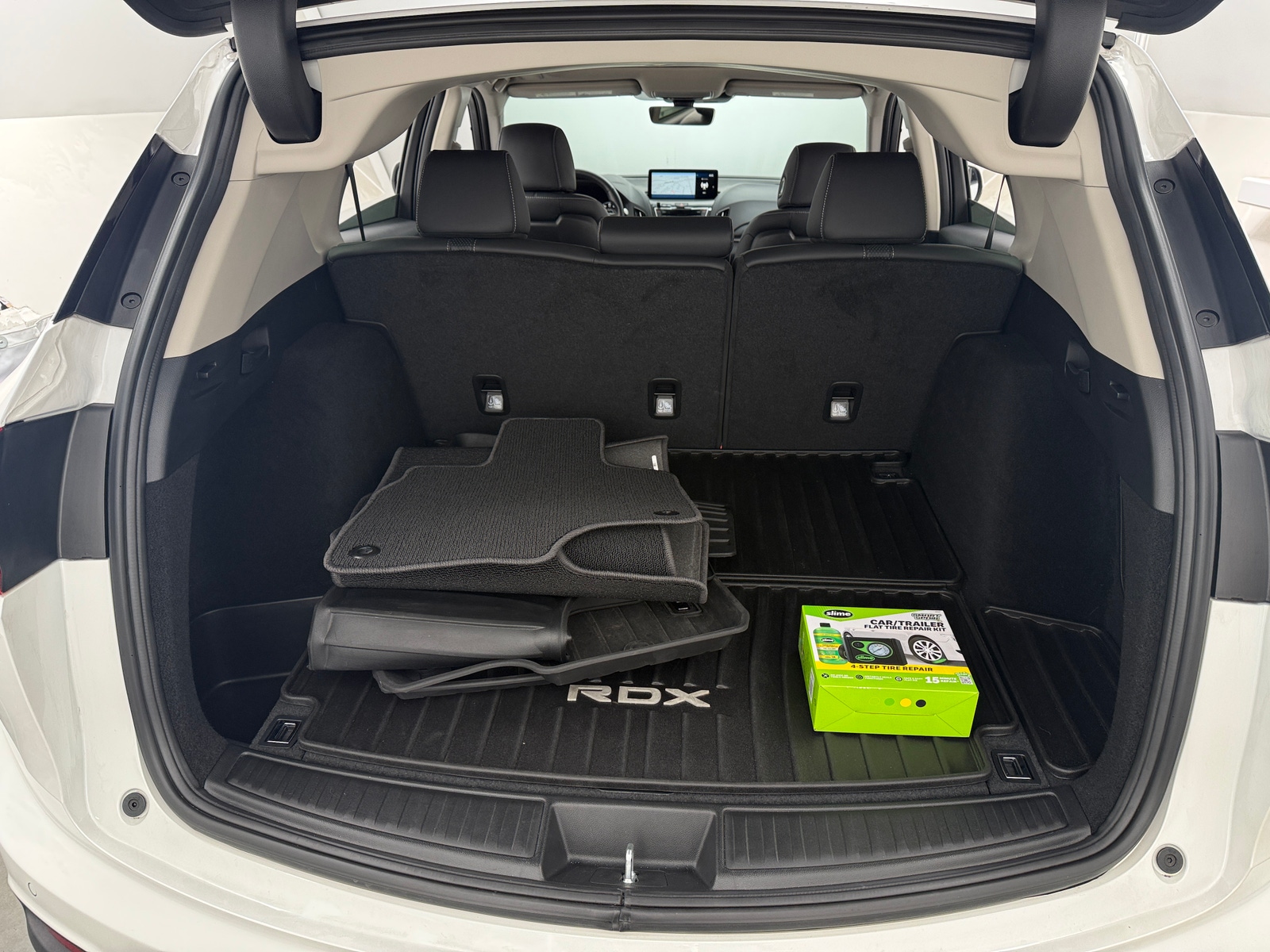 Thumbnail: 2023 Acura RDX - 6