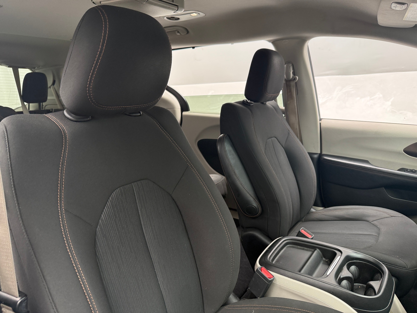 Thumbnail: 2017 Chrysler Pacifica - 2