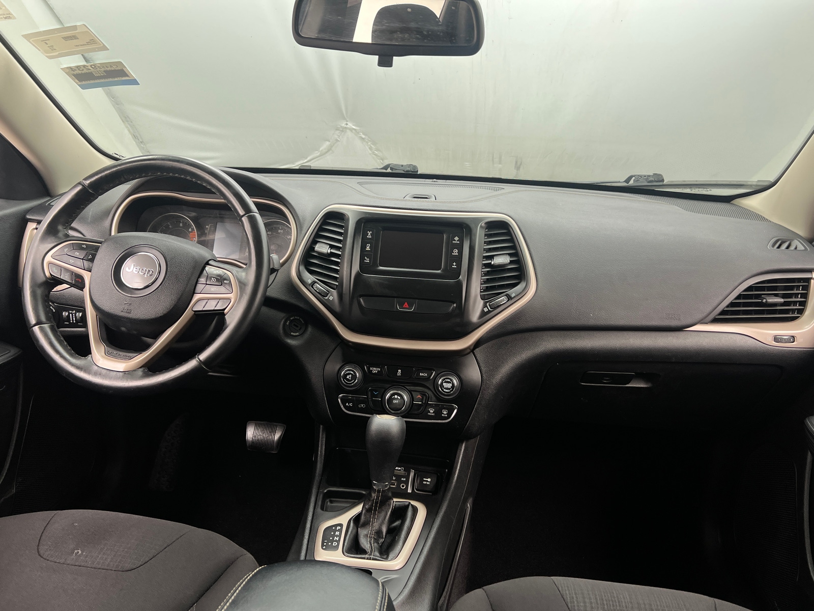 Thumbnail: 2016 Jeep Cherokee - 3