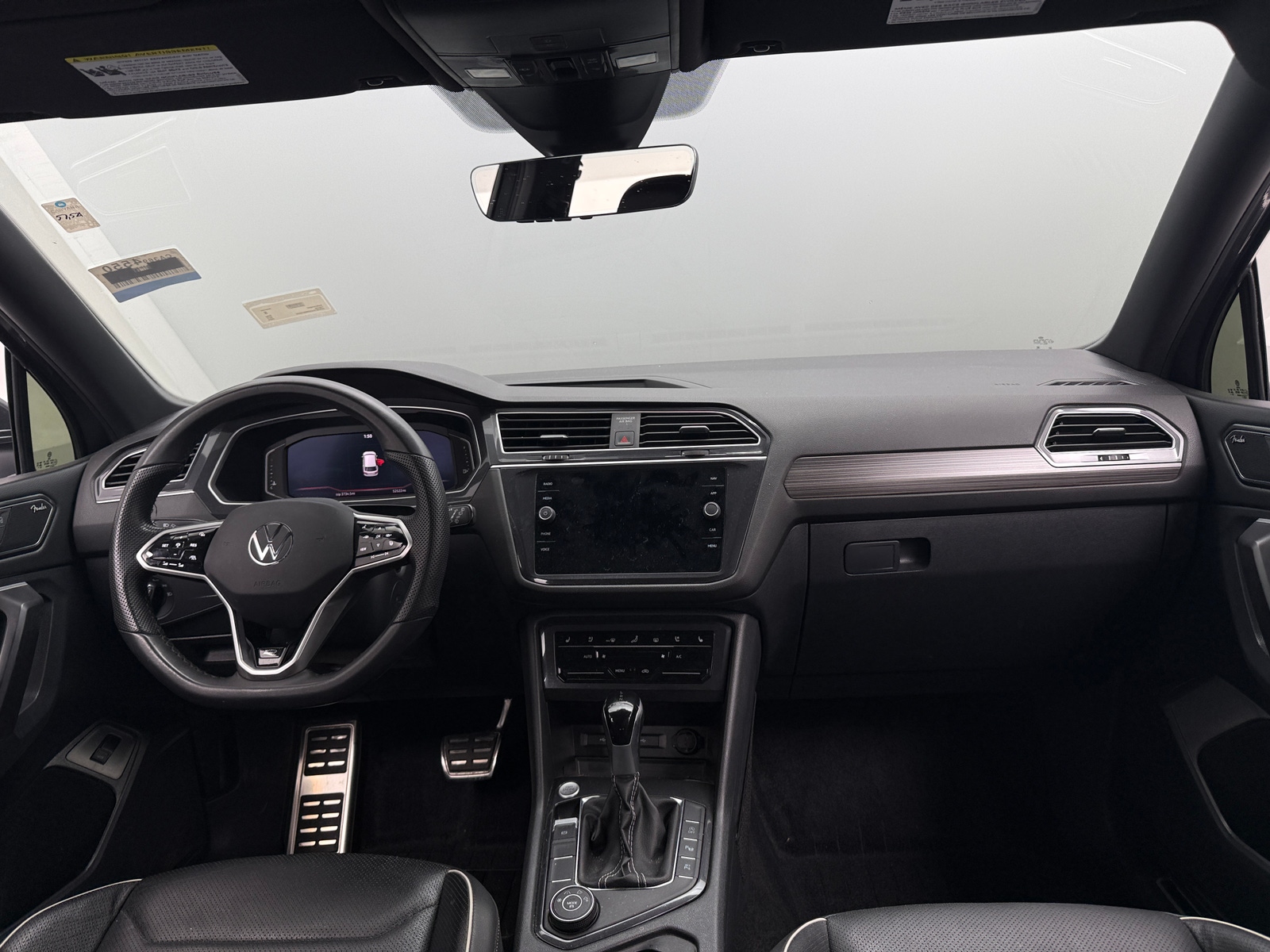 Thumbnail: 2024 Volkswagen Tiguan - 2