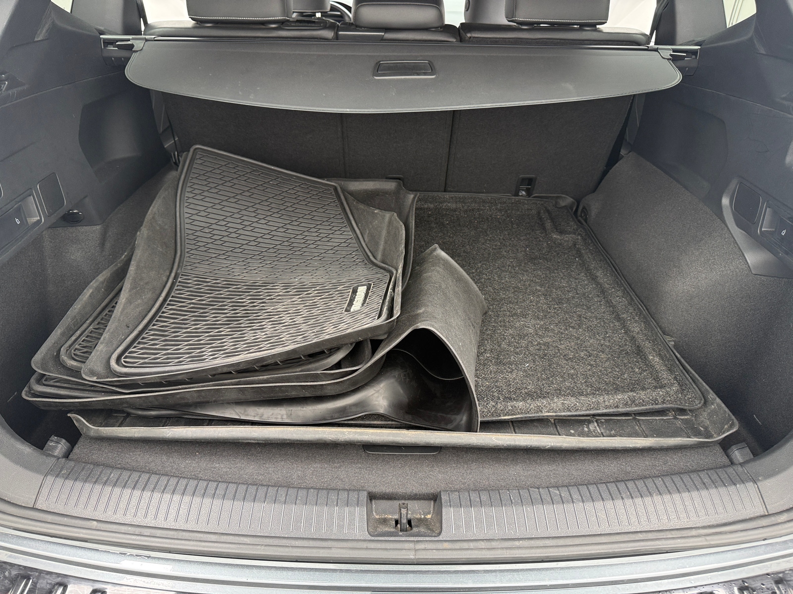 Thumbnail: 2024 Volkswagen Tiguan - 6