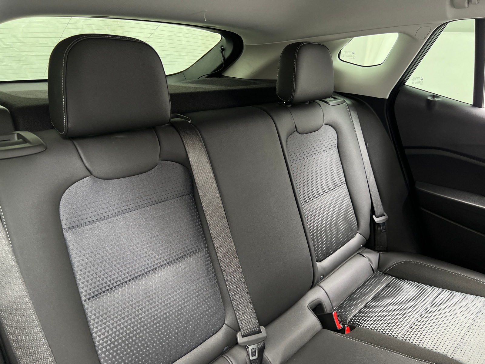 Thumbnail: 2025 Chevrolet Trax - 6