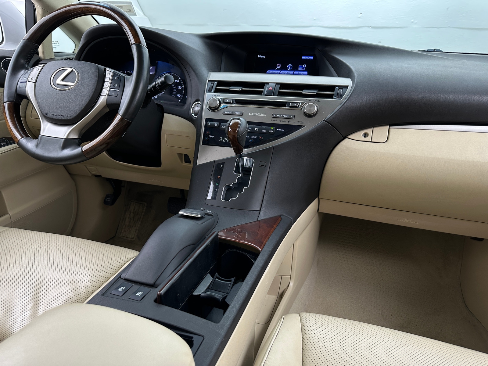 Thumbnail: 2015 Lexus RX - 3