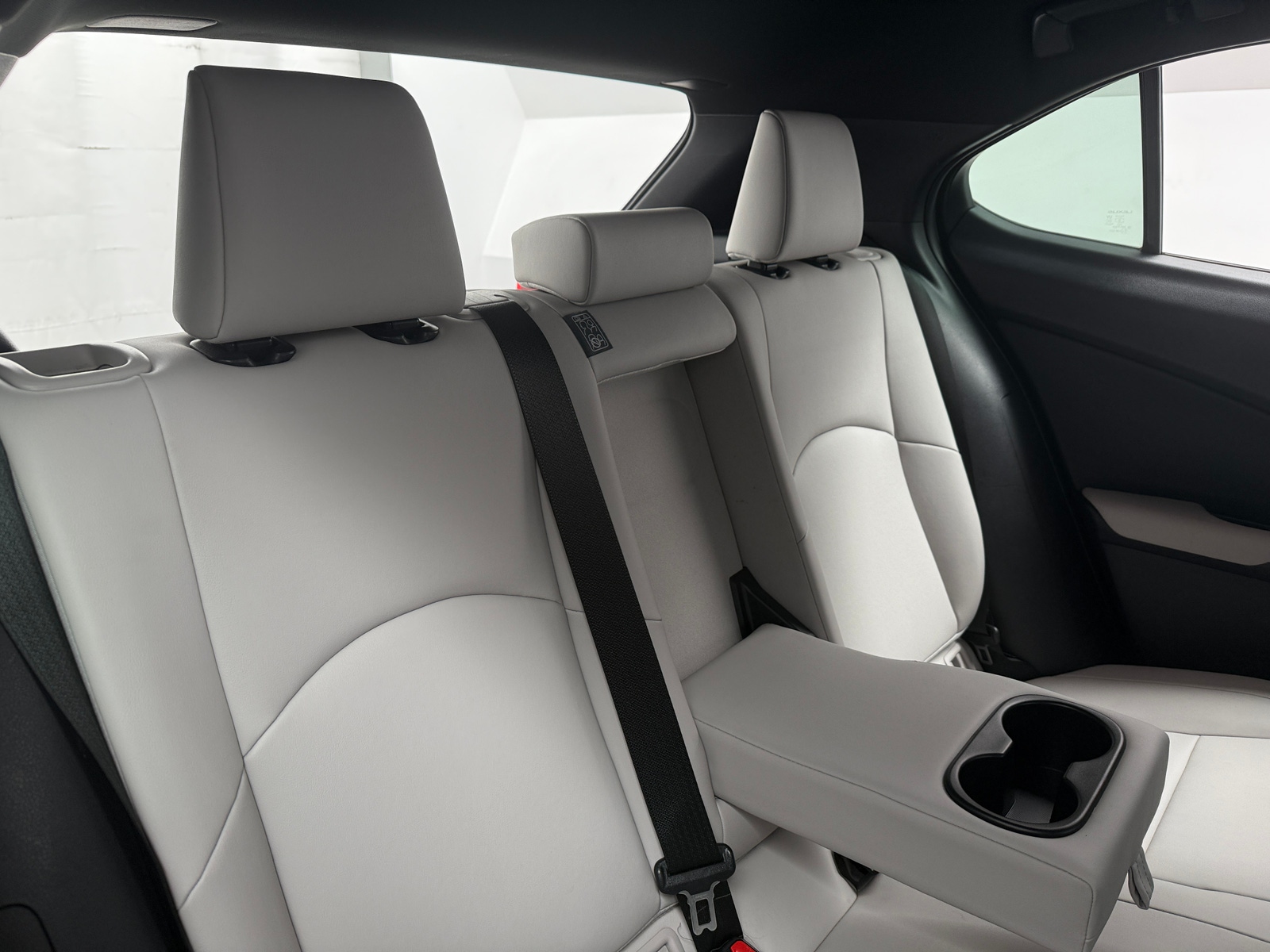 Thumbnail: 2021 Lexus UX - 5