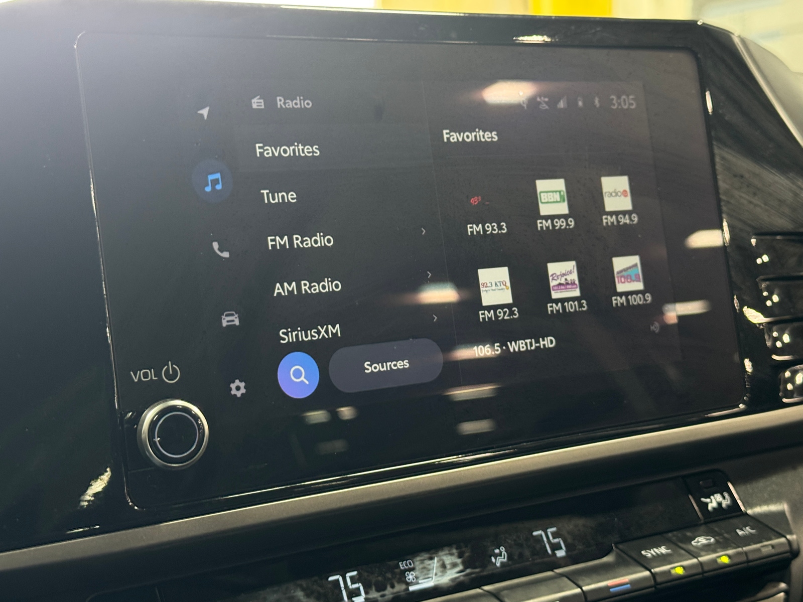 Thumbnail: 2025 Toyota Camry - 4