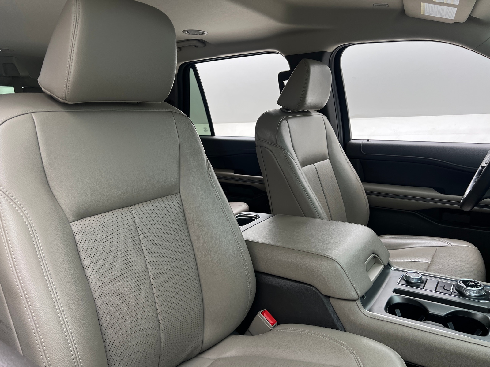 Thumbnail: 2021 Ford Expedition - 2