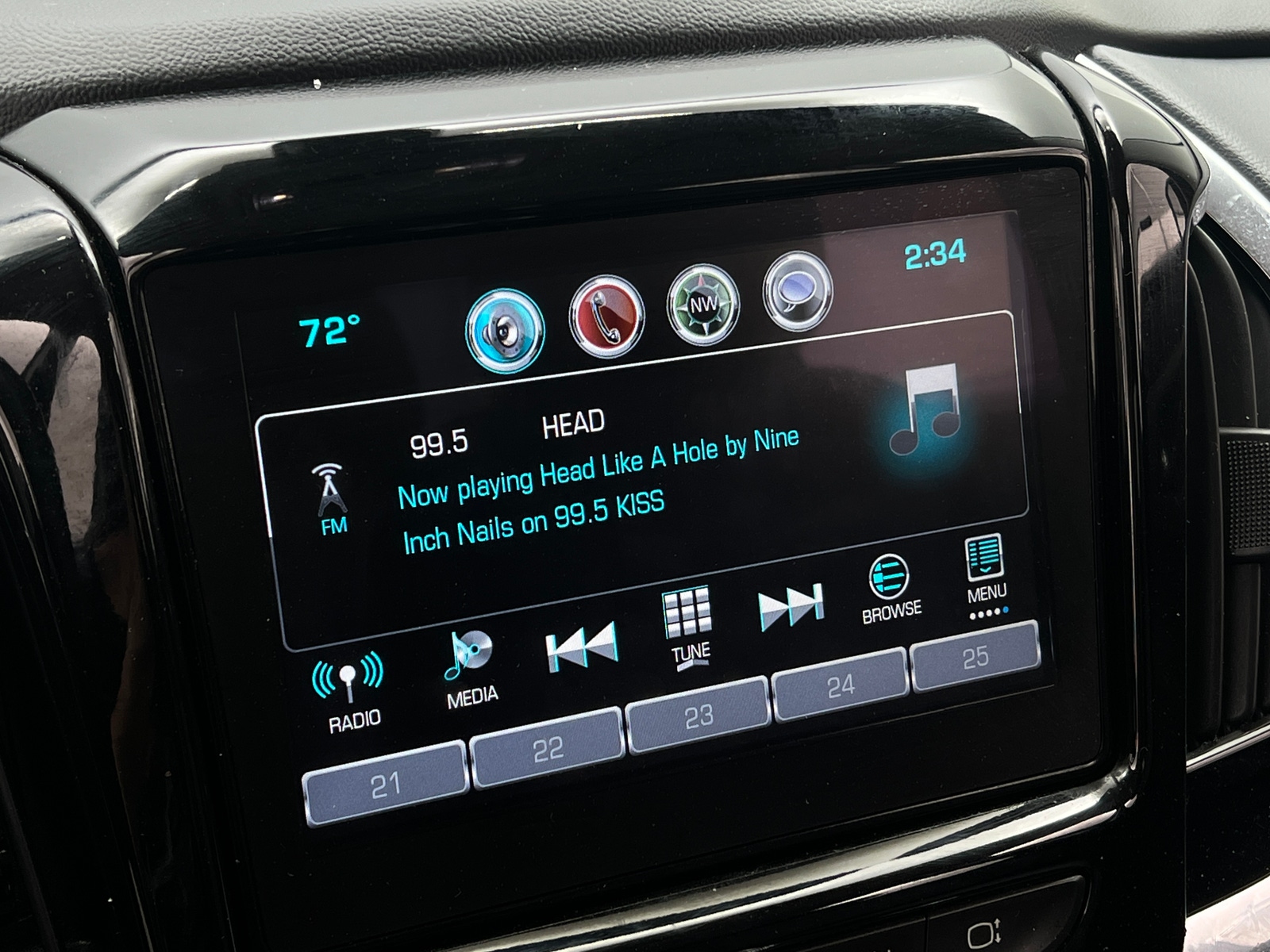 Thumbnail: 2018 Chevrolet Traverse - 4