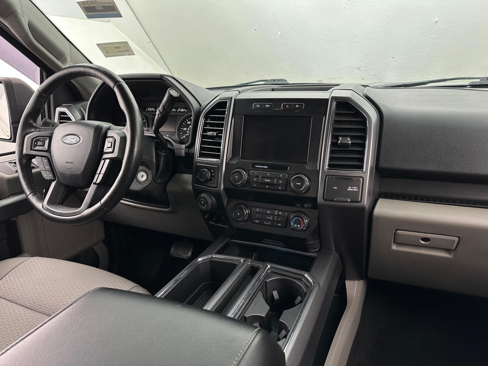 Thumbnail: 2019 Ford Econoline - 3