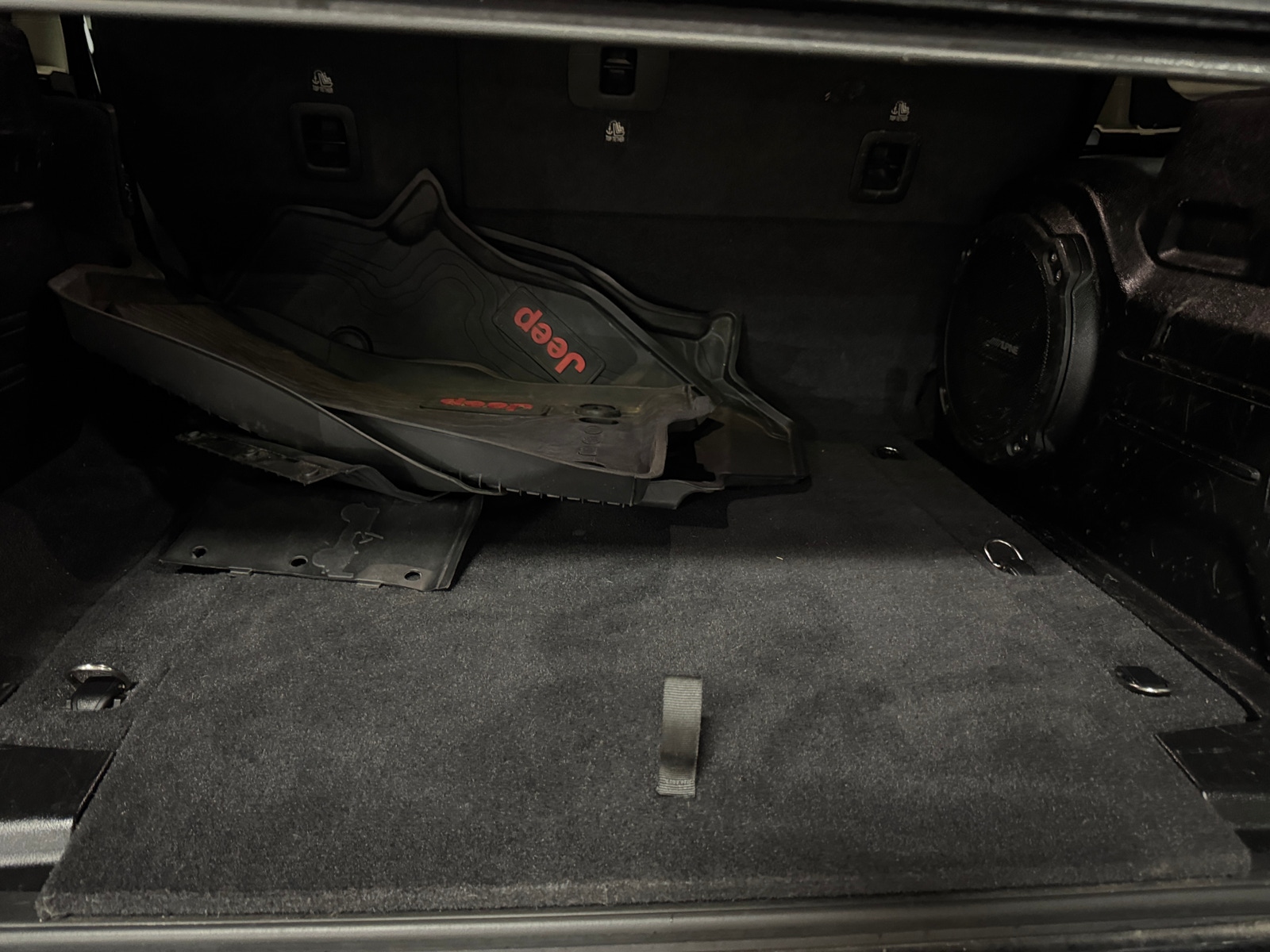 Thumbnail: 2021 Jeep Wrangler - 6