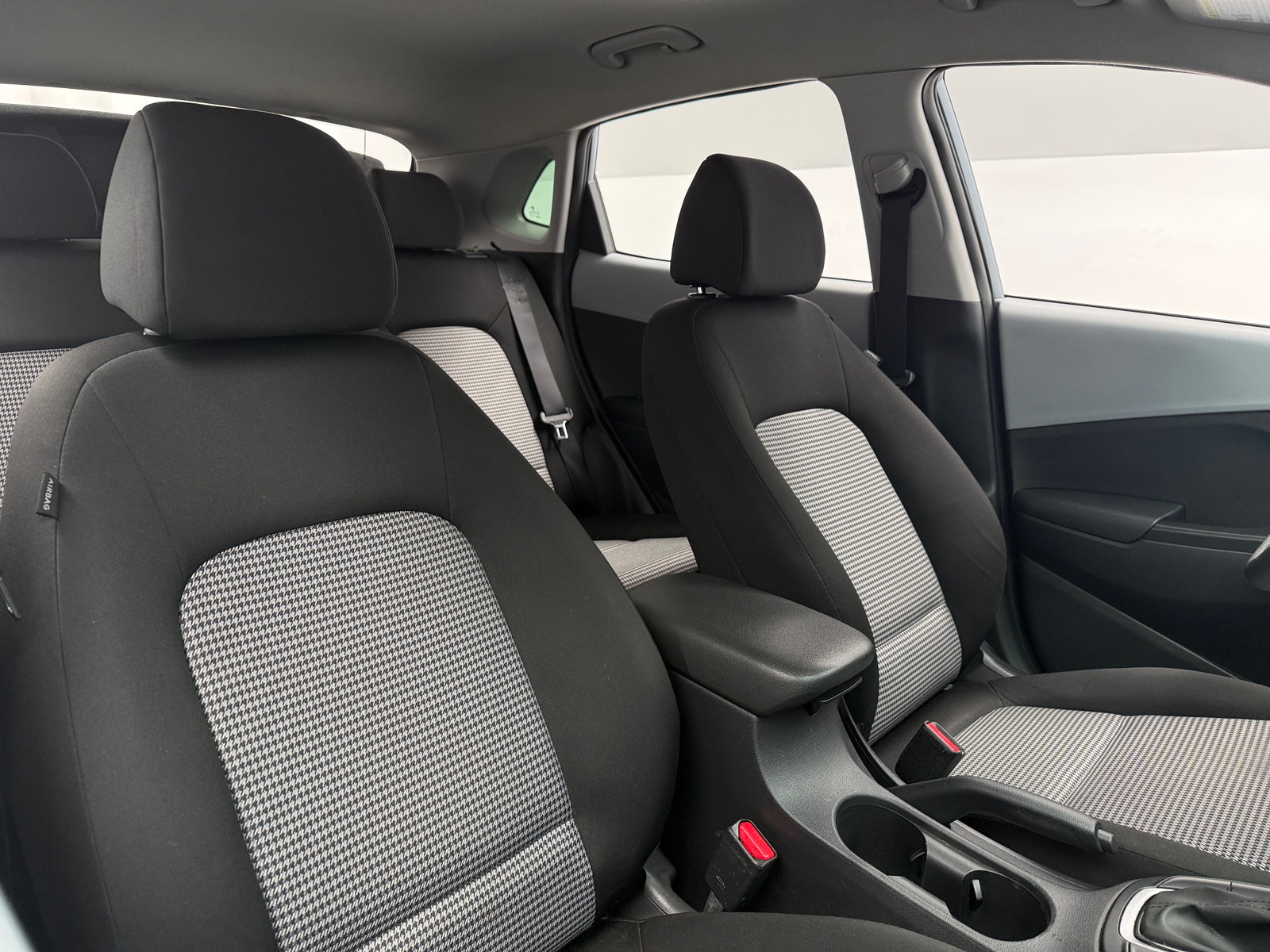 Thumbnail: 2020 Hyundai Kona - 2