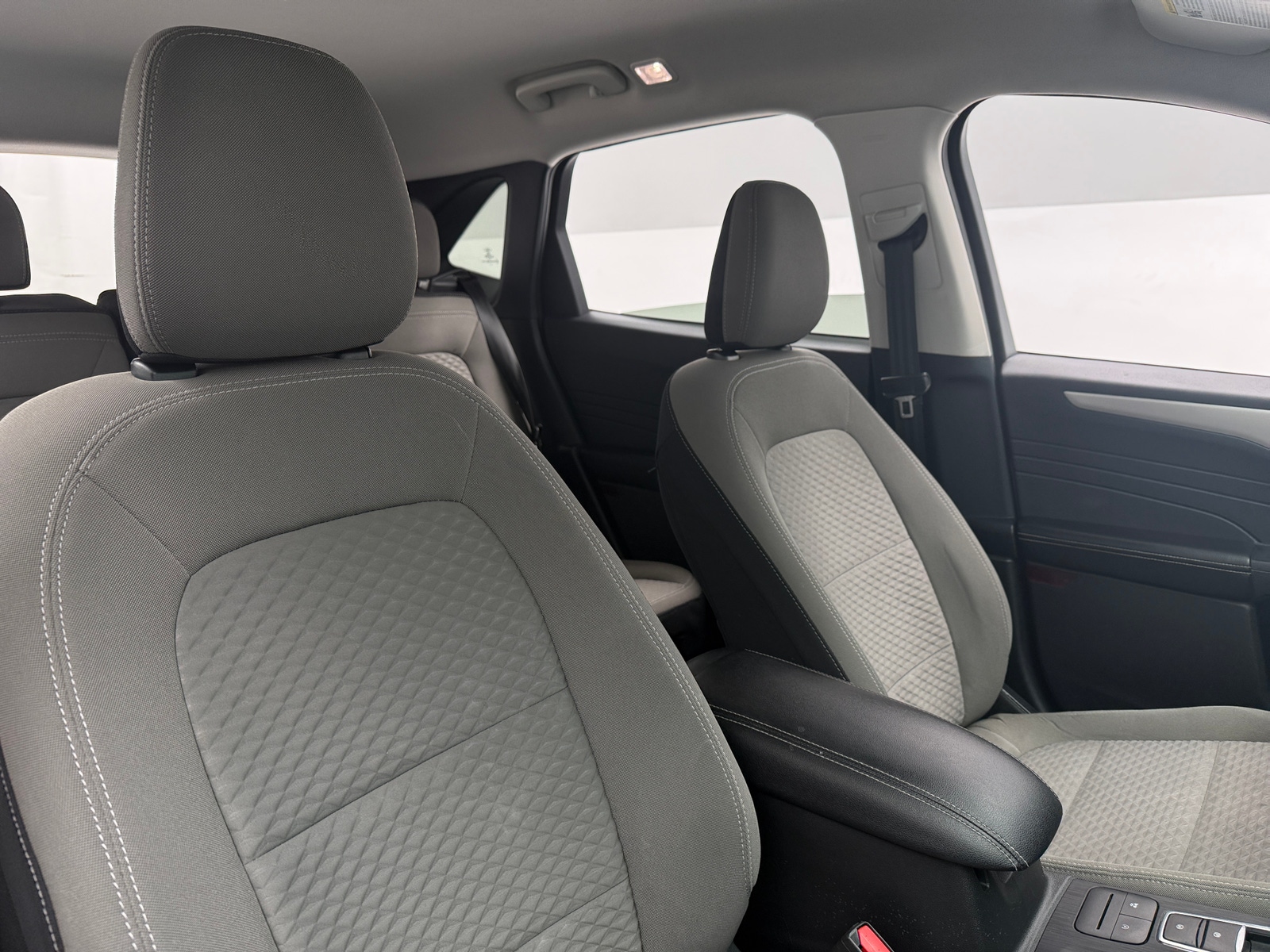 Thumbnail: 2021 Ford Escape - 2