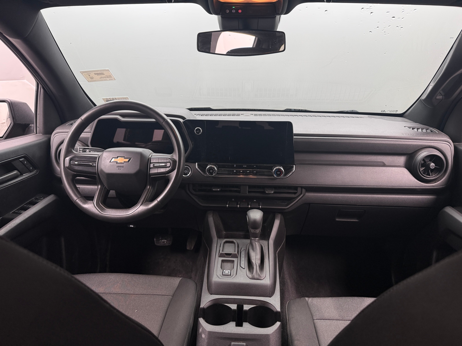 Thumbnail: 2023 Chevrolet Colorado - 3