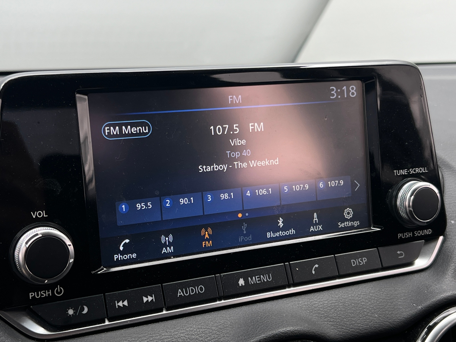 Thumbnail: 2024 Nissan Sentra - 4