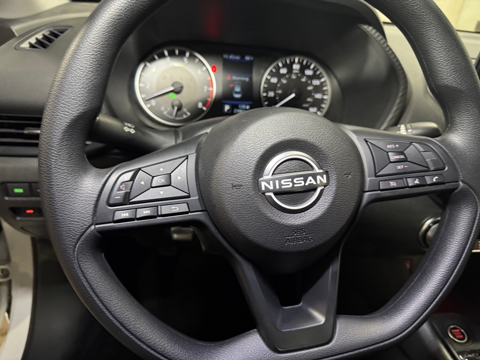 Thumbnail: 2025 Nissan Sentra - 5