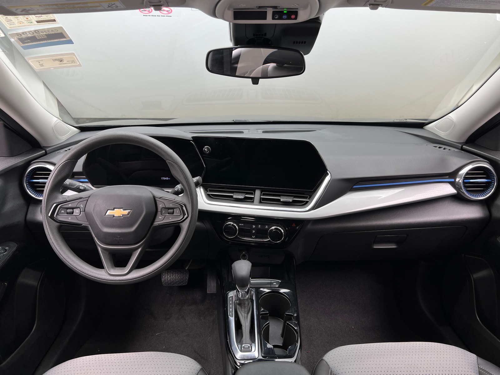 Thumbnail: 2025 Chevrolet Trax - 3