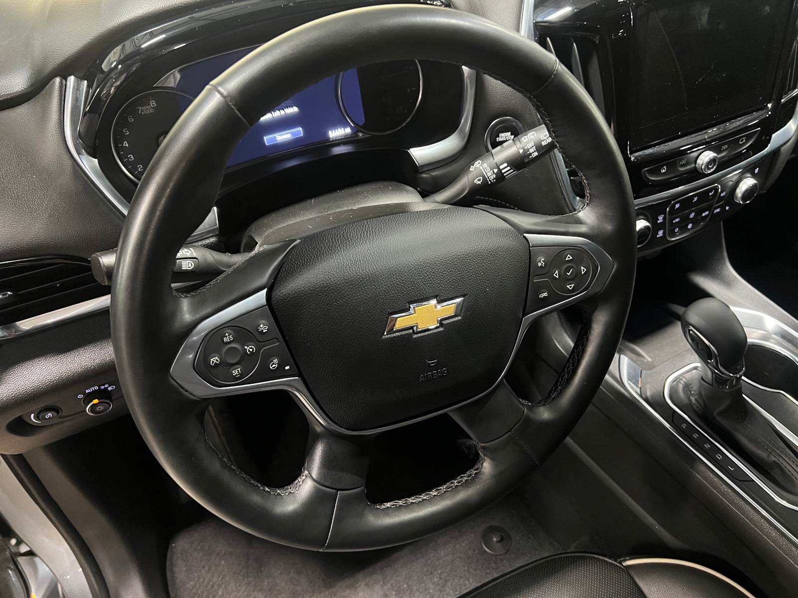 Thumbnail: 2023 Chevrolet Traverse - 4