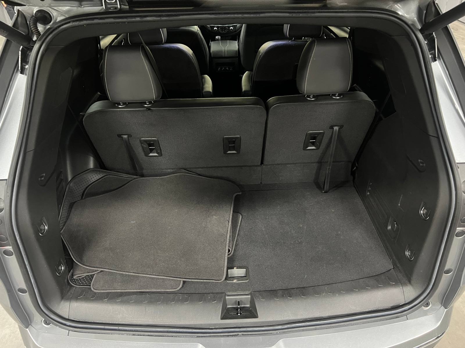 Thumbnail: 2023 Chevrolet Traverse - 6