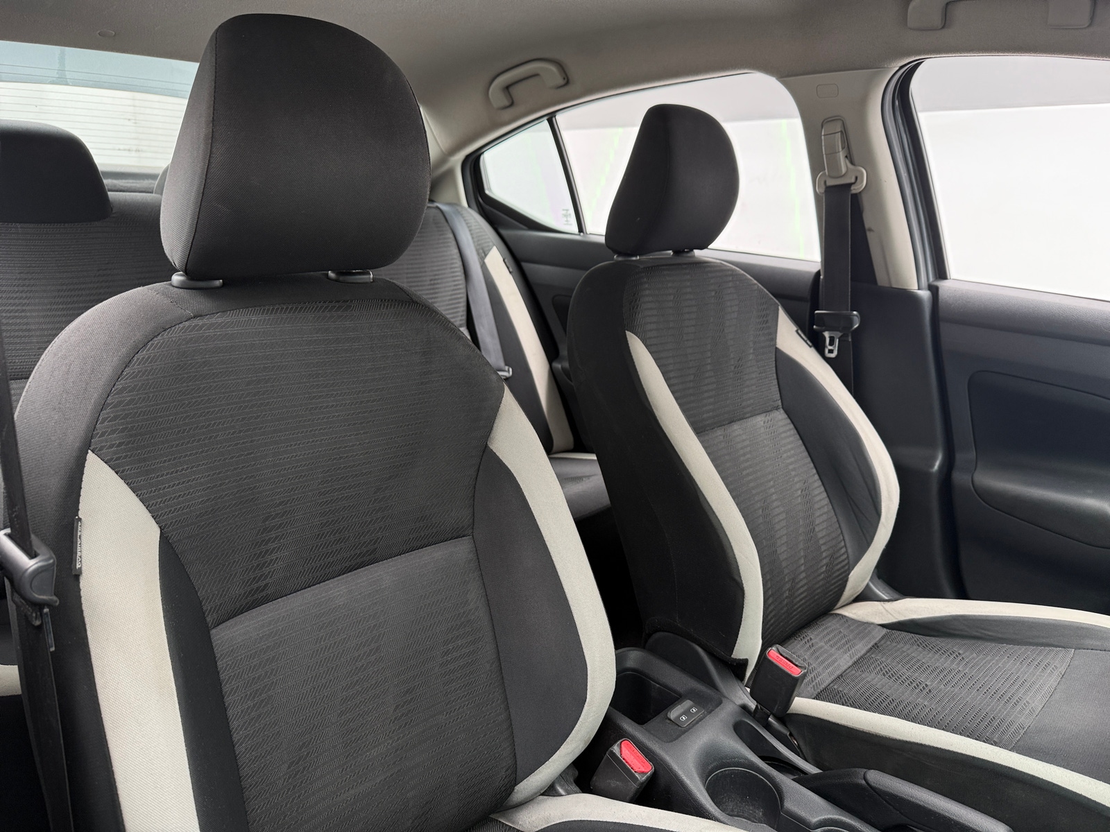 Thumbnail: 2021 Nissan Versa - 2