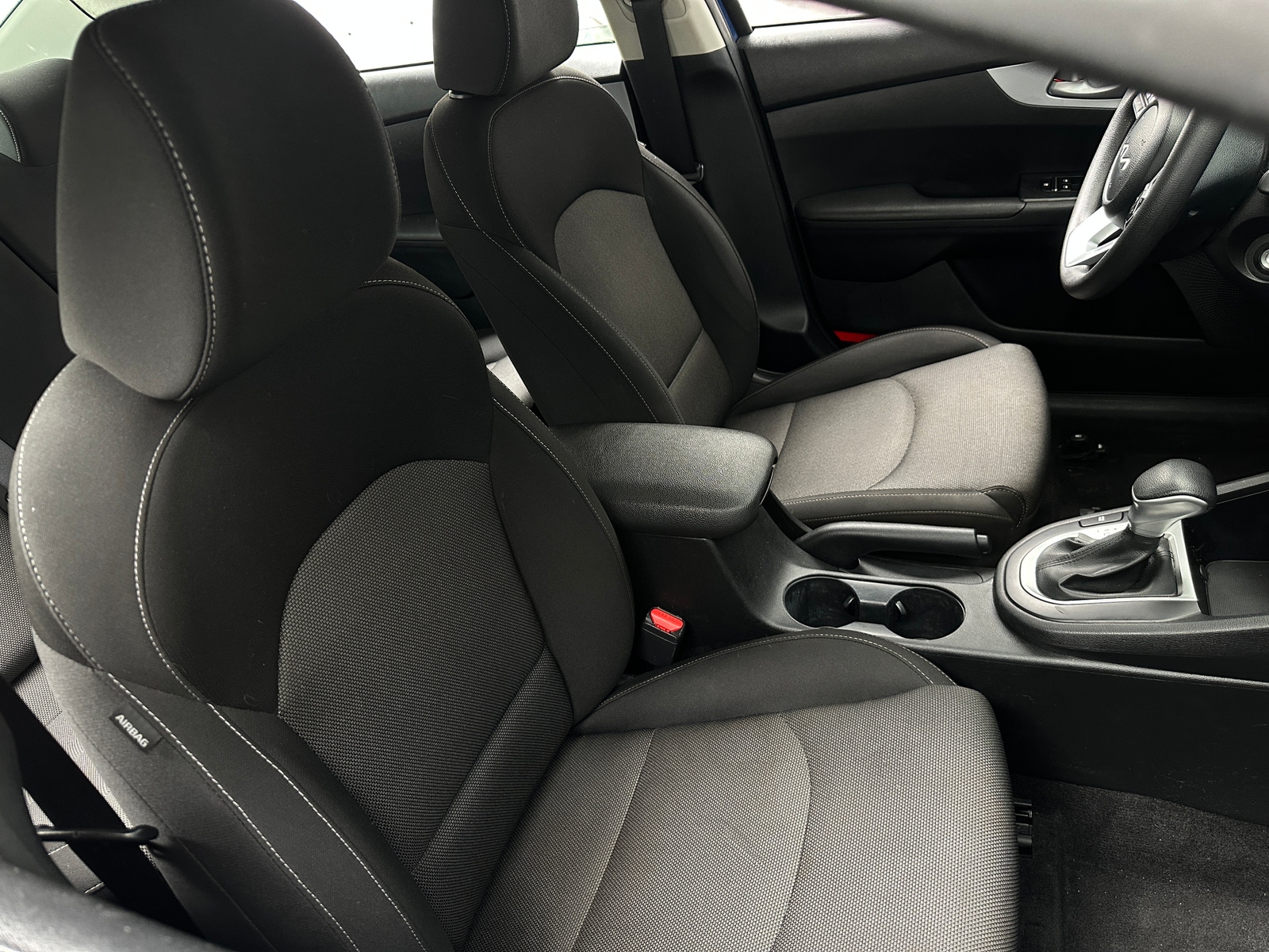 Thumbnail: 2023 Kia Forte - 2