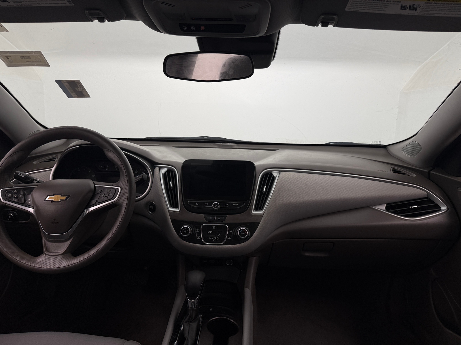 Thumbnail: 2023 Chevrolet Malibu - 3