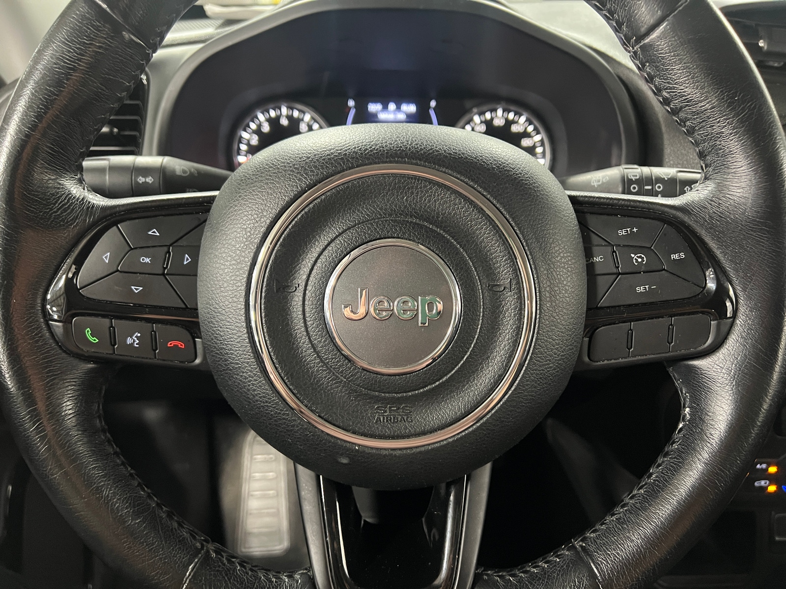 Thumbnail: 2018 Jeep Renegade - 5