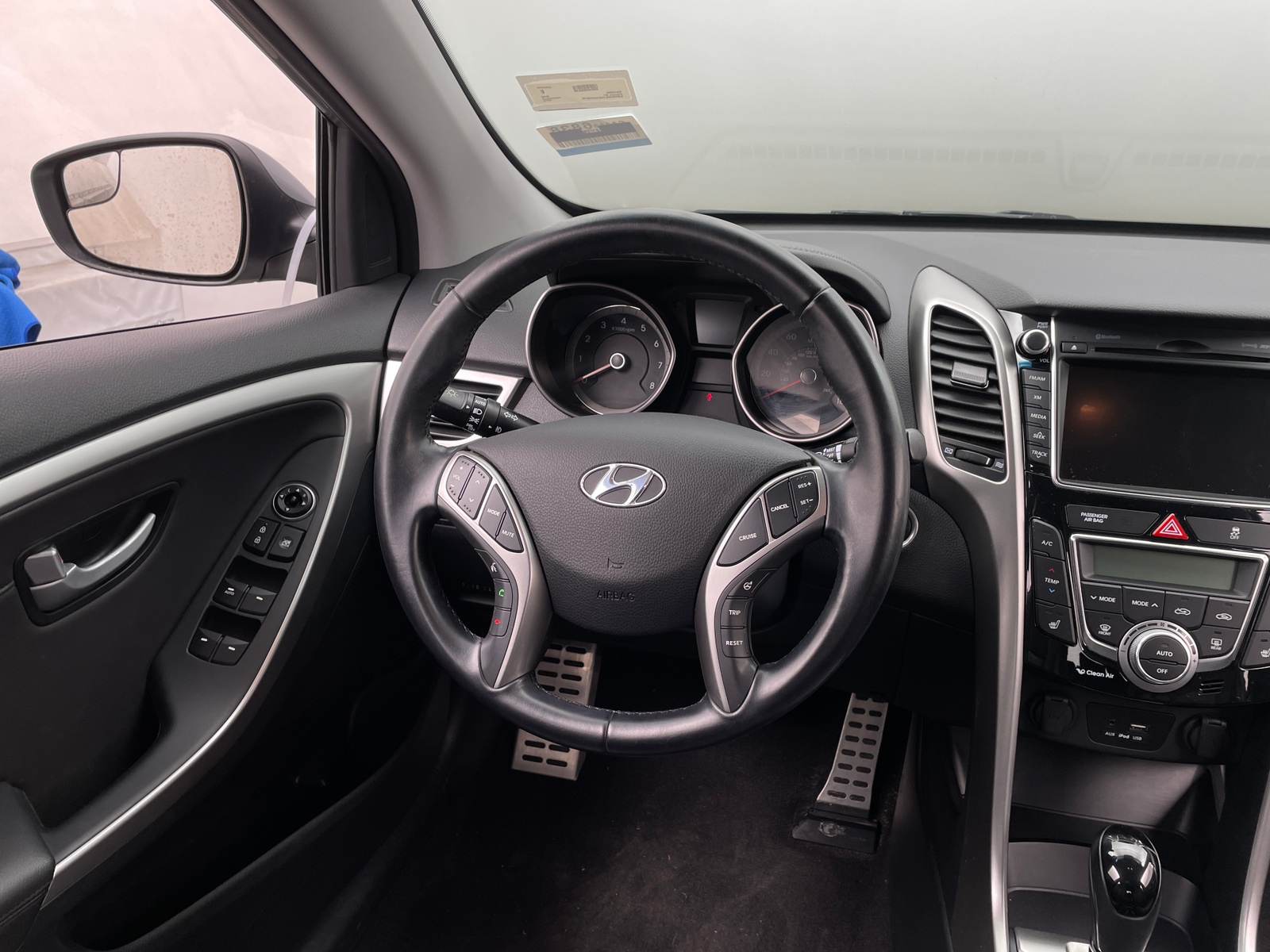 Thumbnail: 2015 Hyundai Elantra - 5