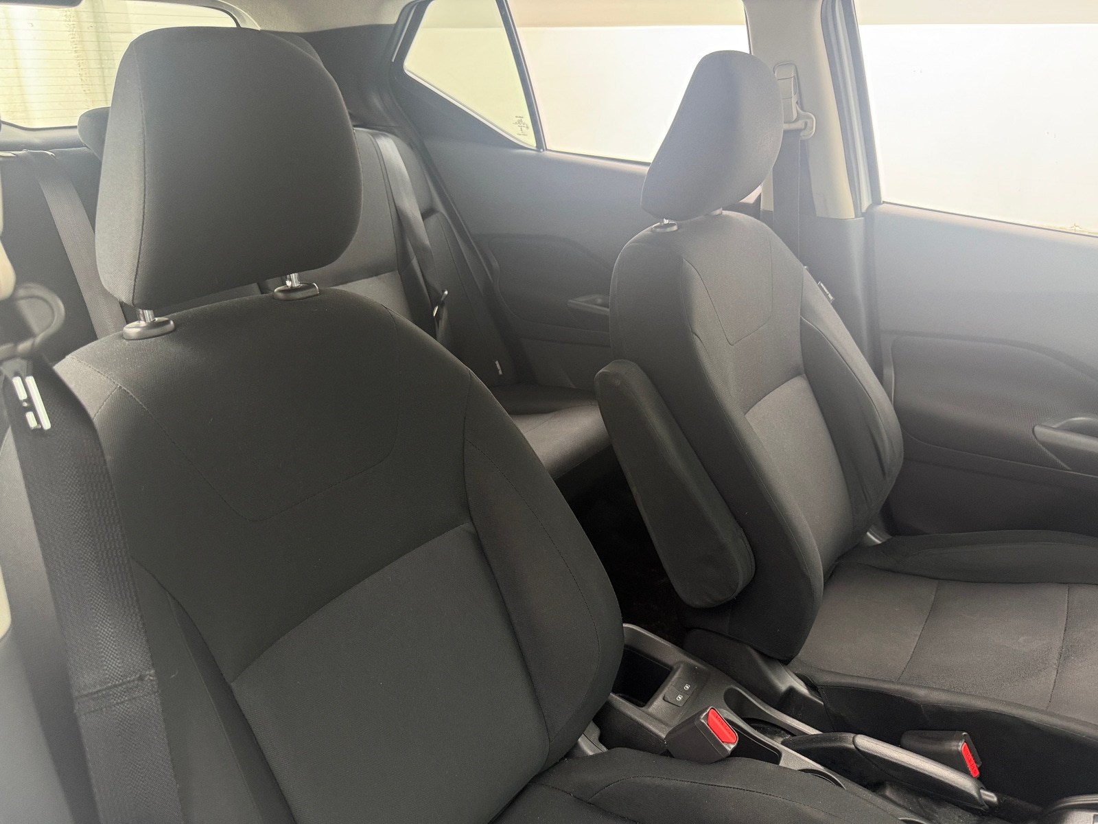 Thumbnail: 2023 Nissan Kicks - 2