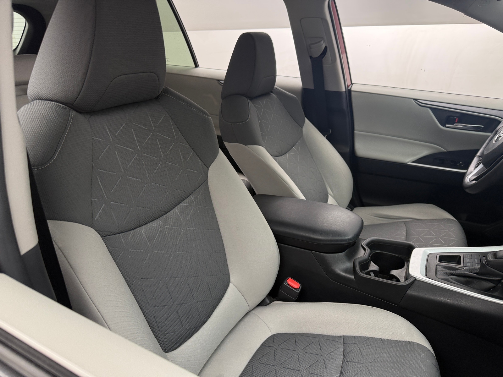 Thumbnail: 2021 Toyota RAV4 - 2