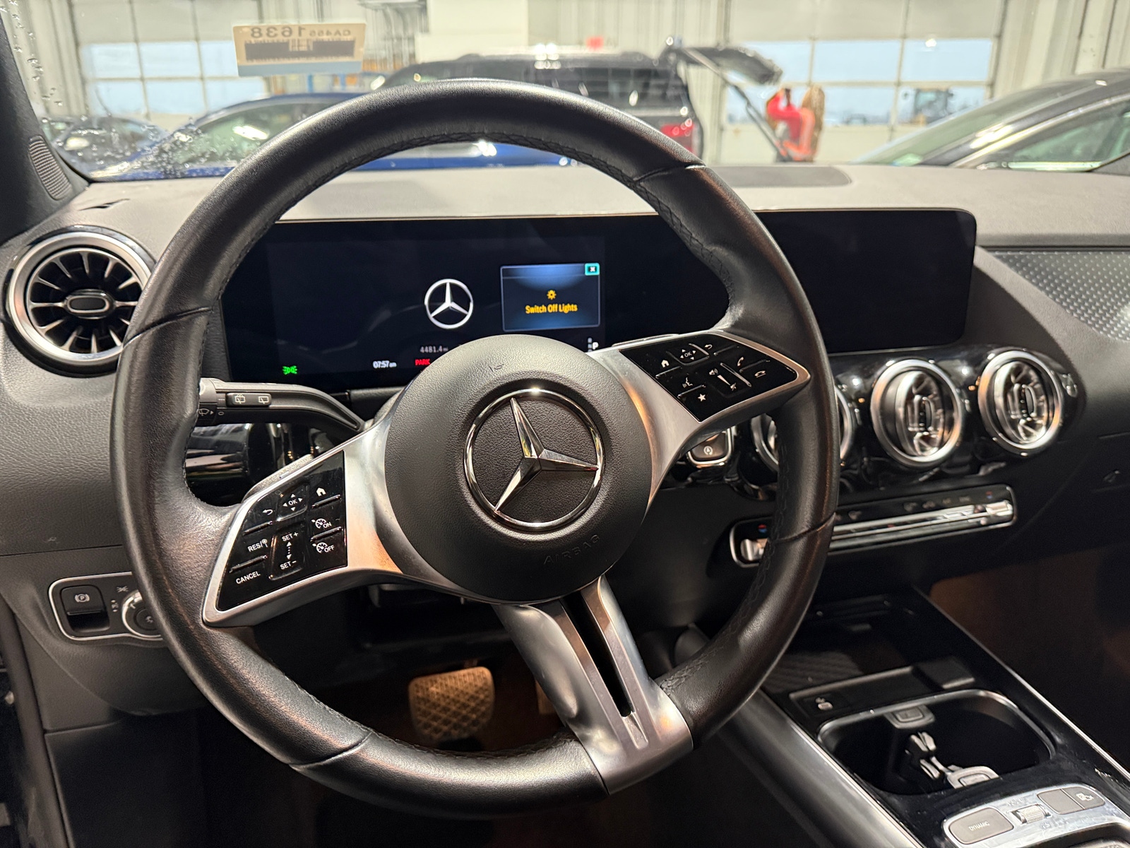 Thumbnail: 2025 Mercedes-Benz GLA - 4