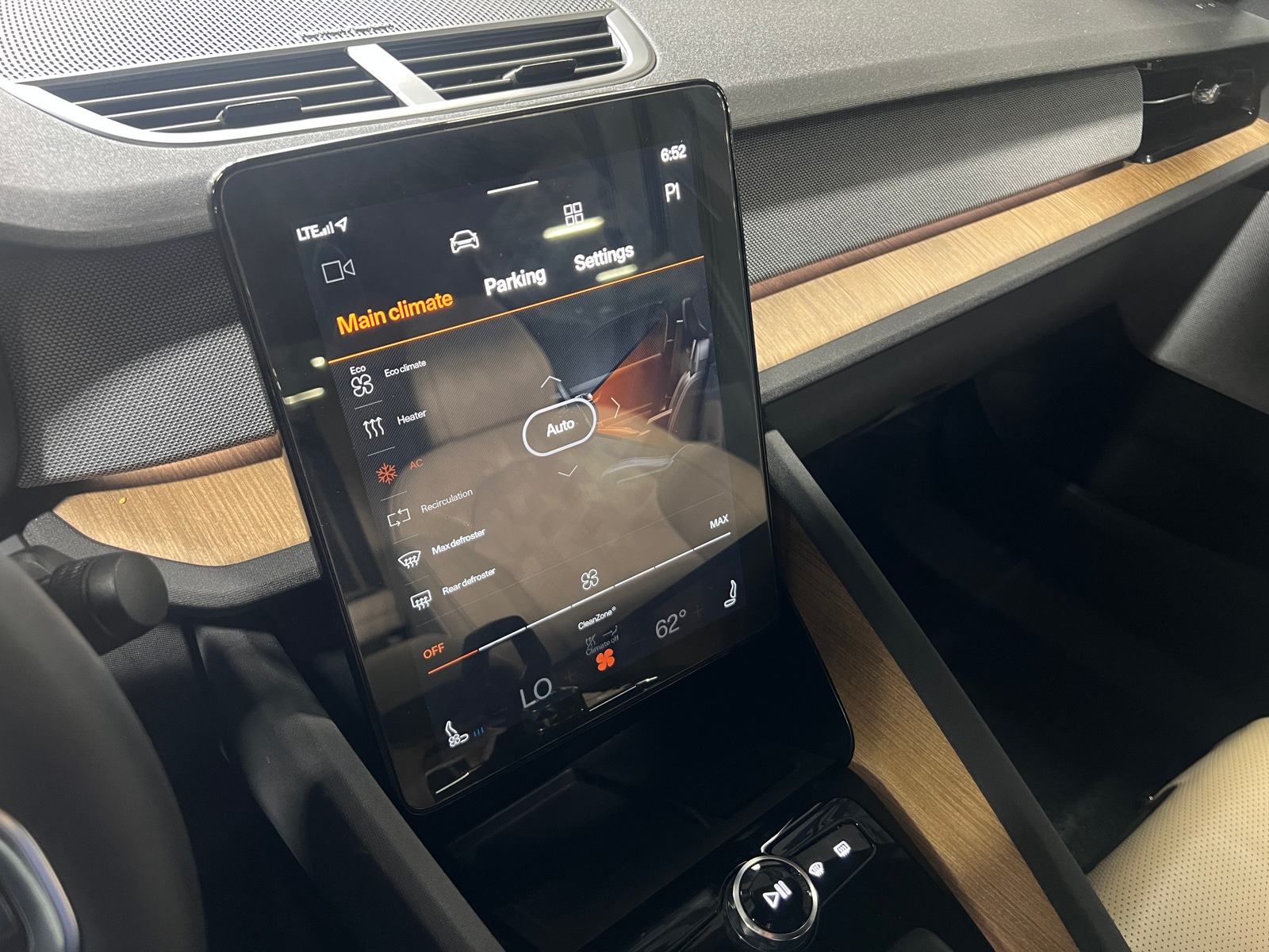 Thumbnail: 2022 Polestar 2 - 3