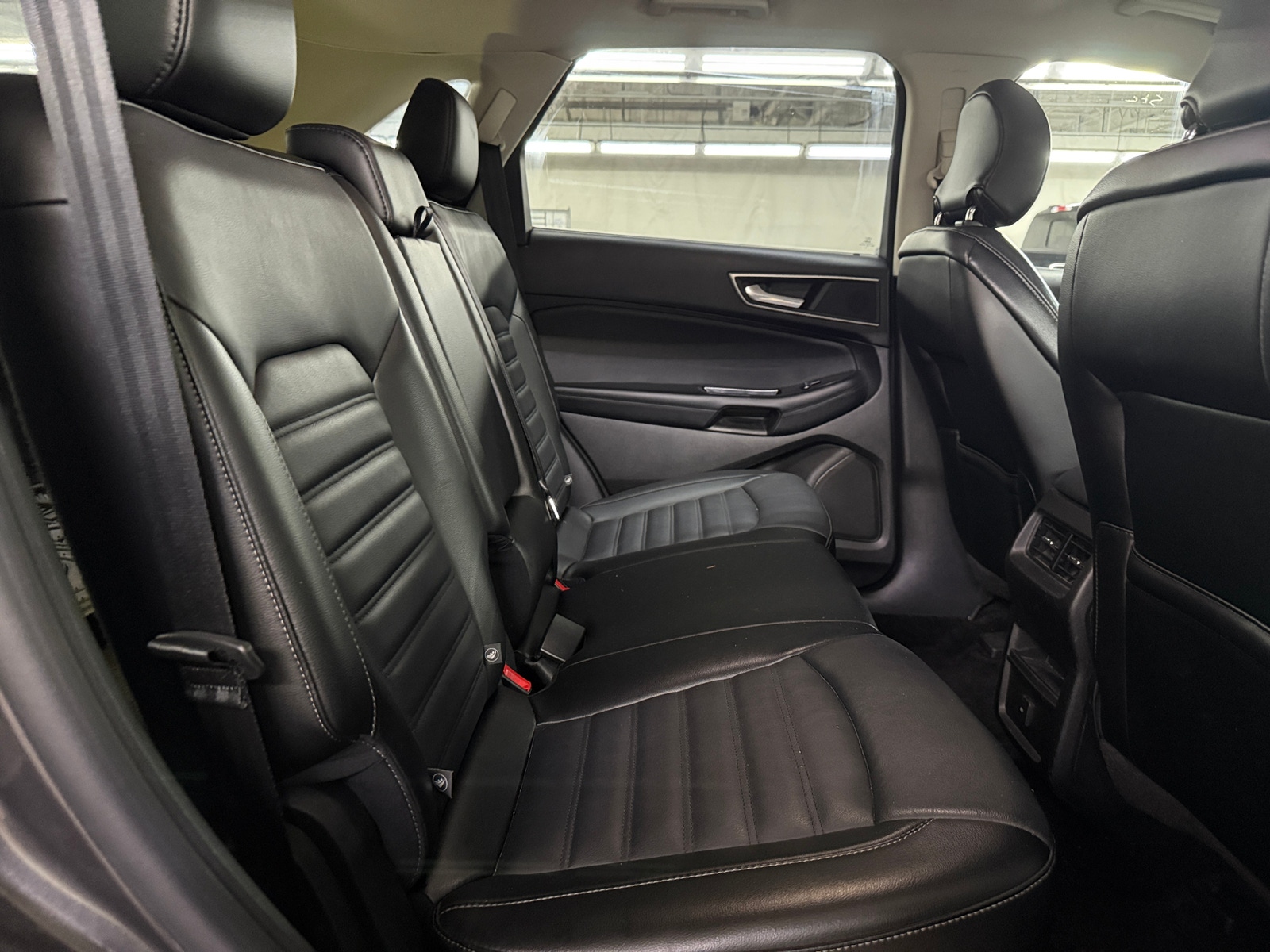 Thumbnail: 2015 Ford Edge - 5