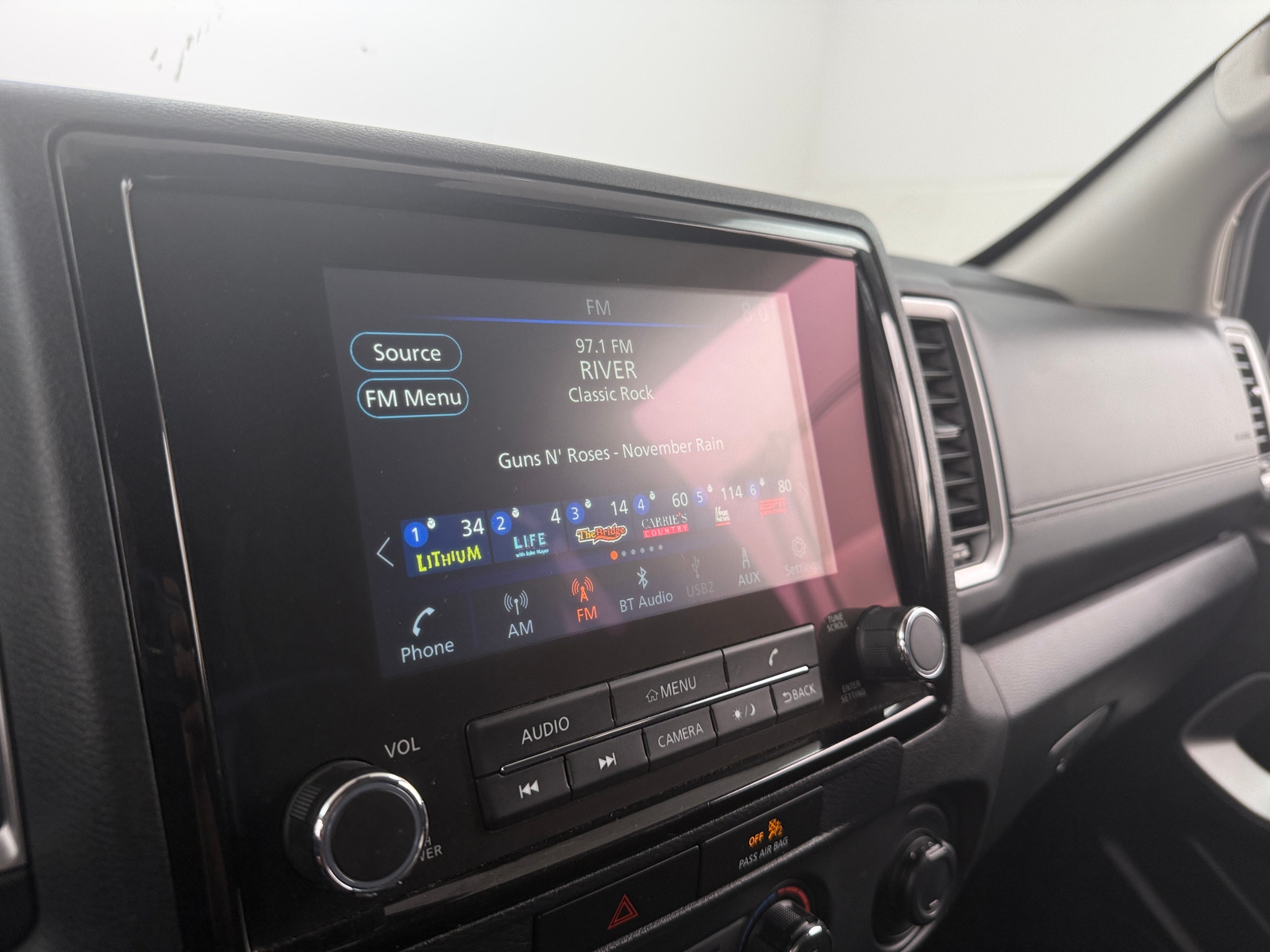 Thumbnail: 2022 Nissan Frontier - 4