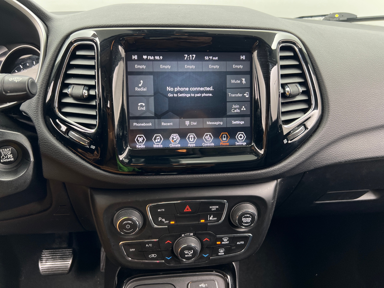 Thumbnail: 2021 Jeep Compass - 3