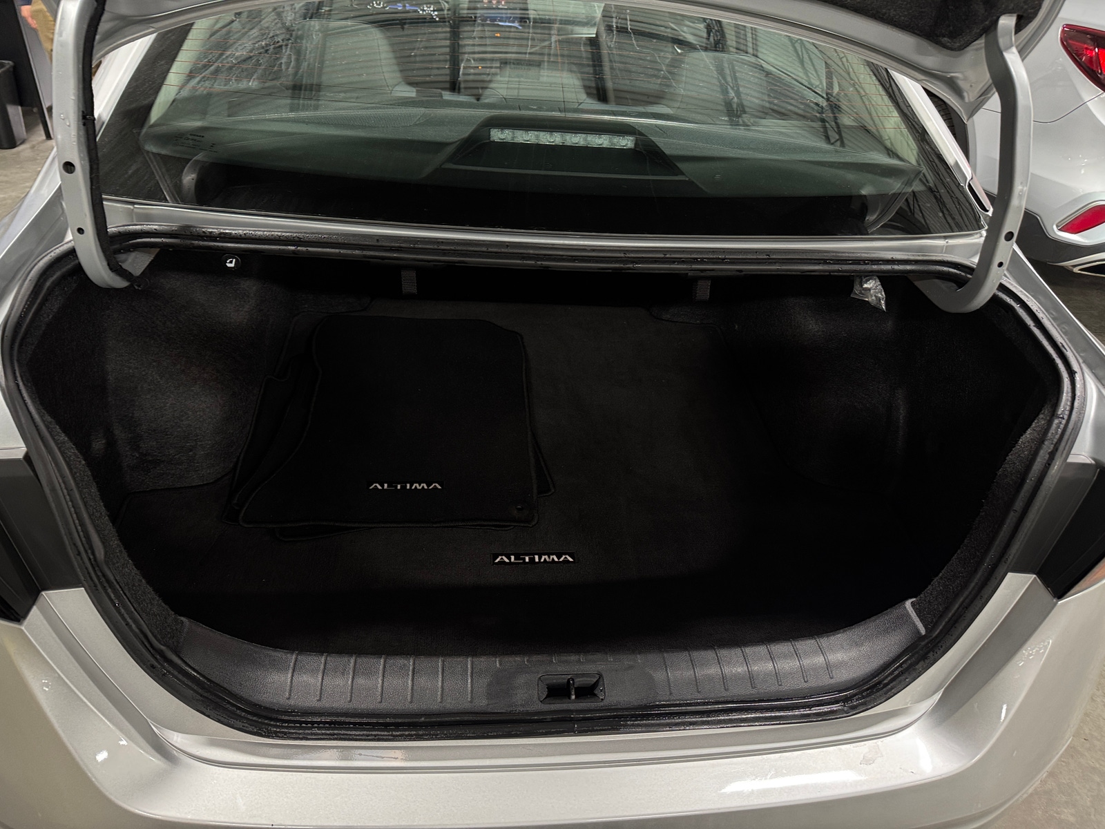 Thumbnail: 2025 Nissan Altima - 7