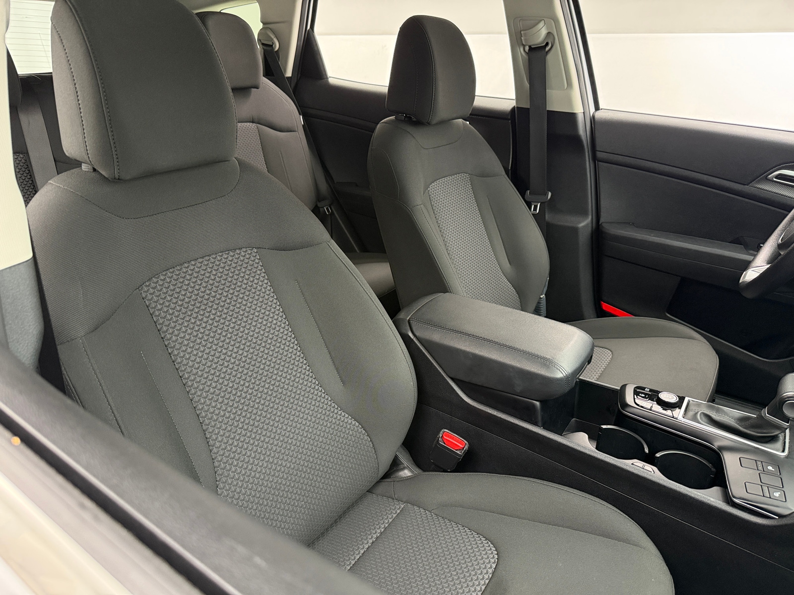 Thumbnail: 2025 Kia Sportage - 2