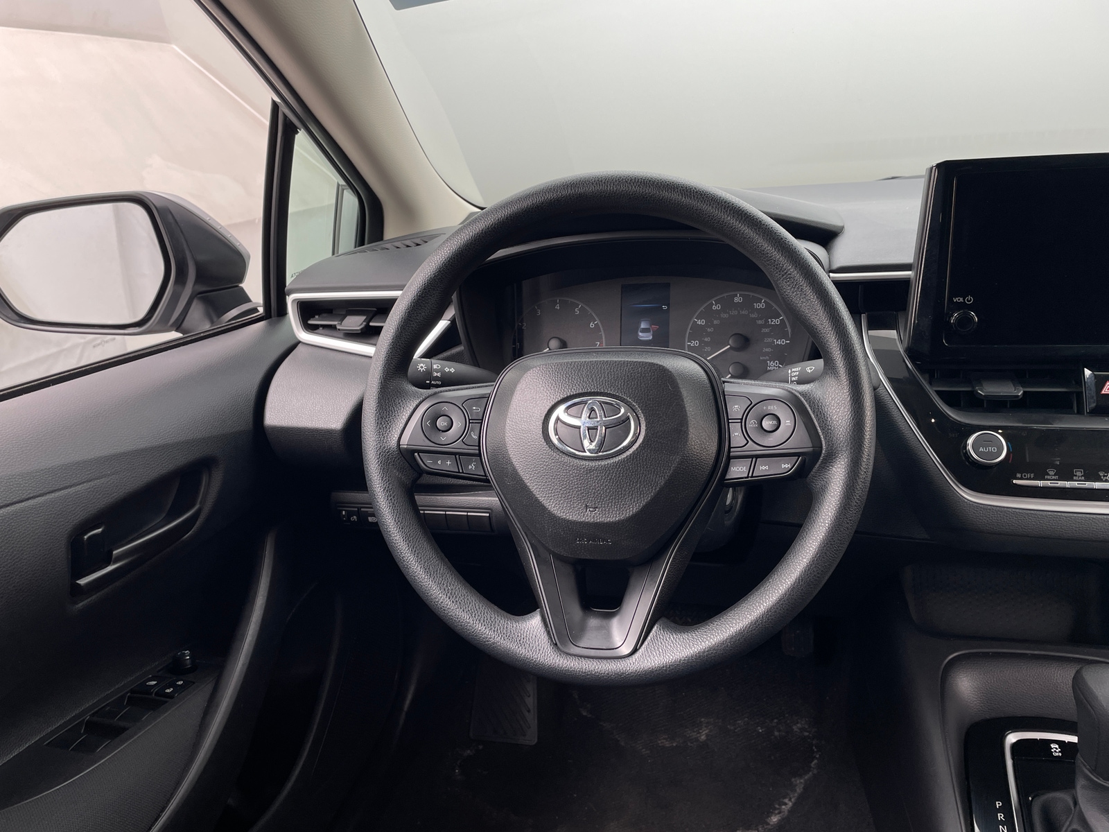 Thumbnail: 2025 Toyota Corolla - 5