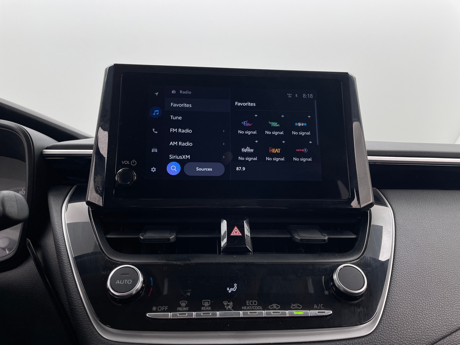 Thumbnail: 2025 Toyota Corolla - 4