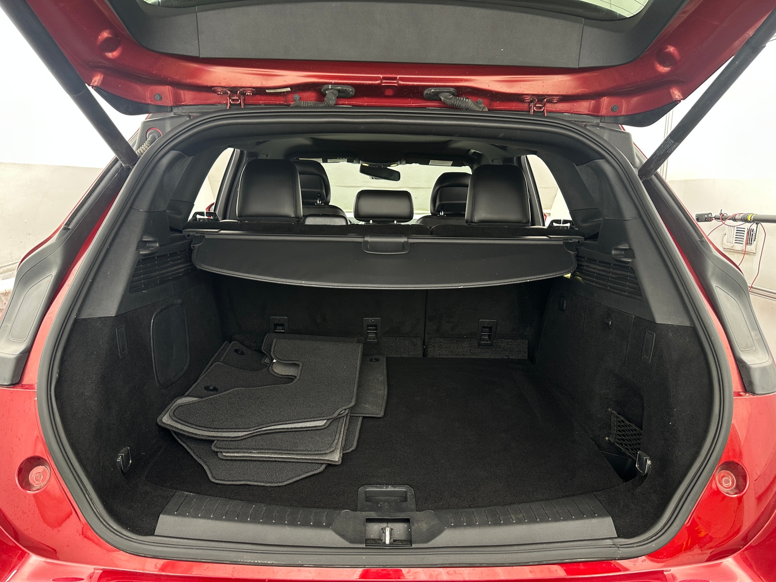 Thumbnail: 2015 Lincoln MKC - 6